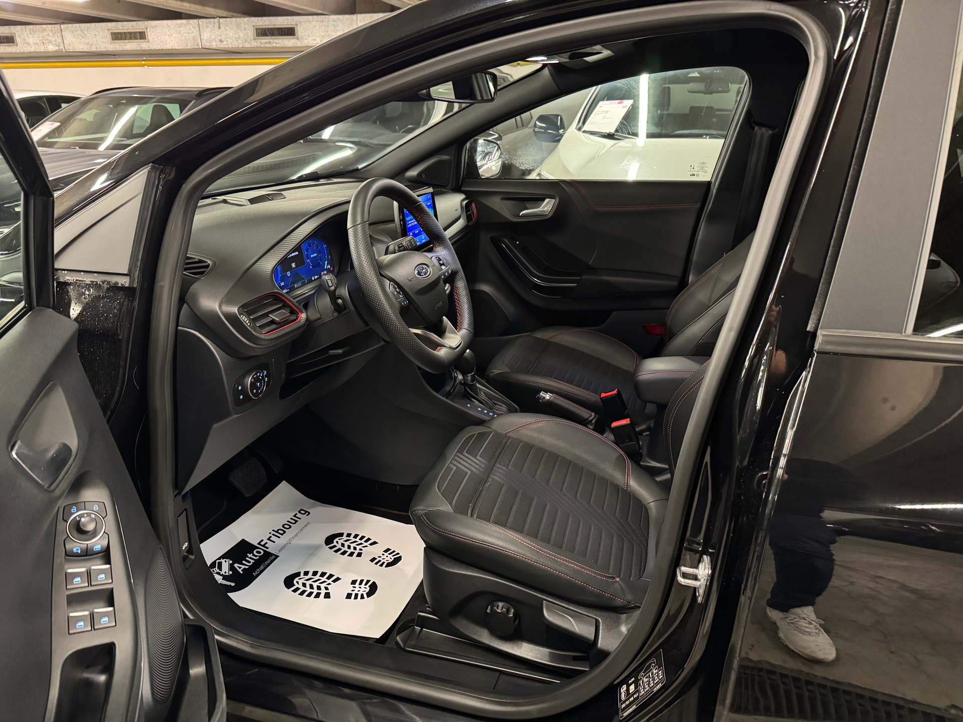 FORD Puma 1.0 MHEV ST-Line X Automat-showroom-element-3