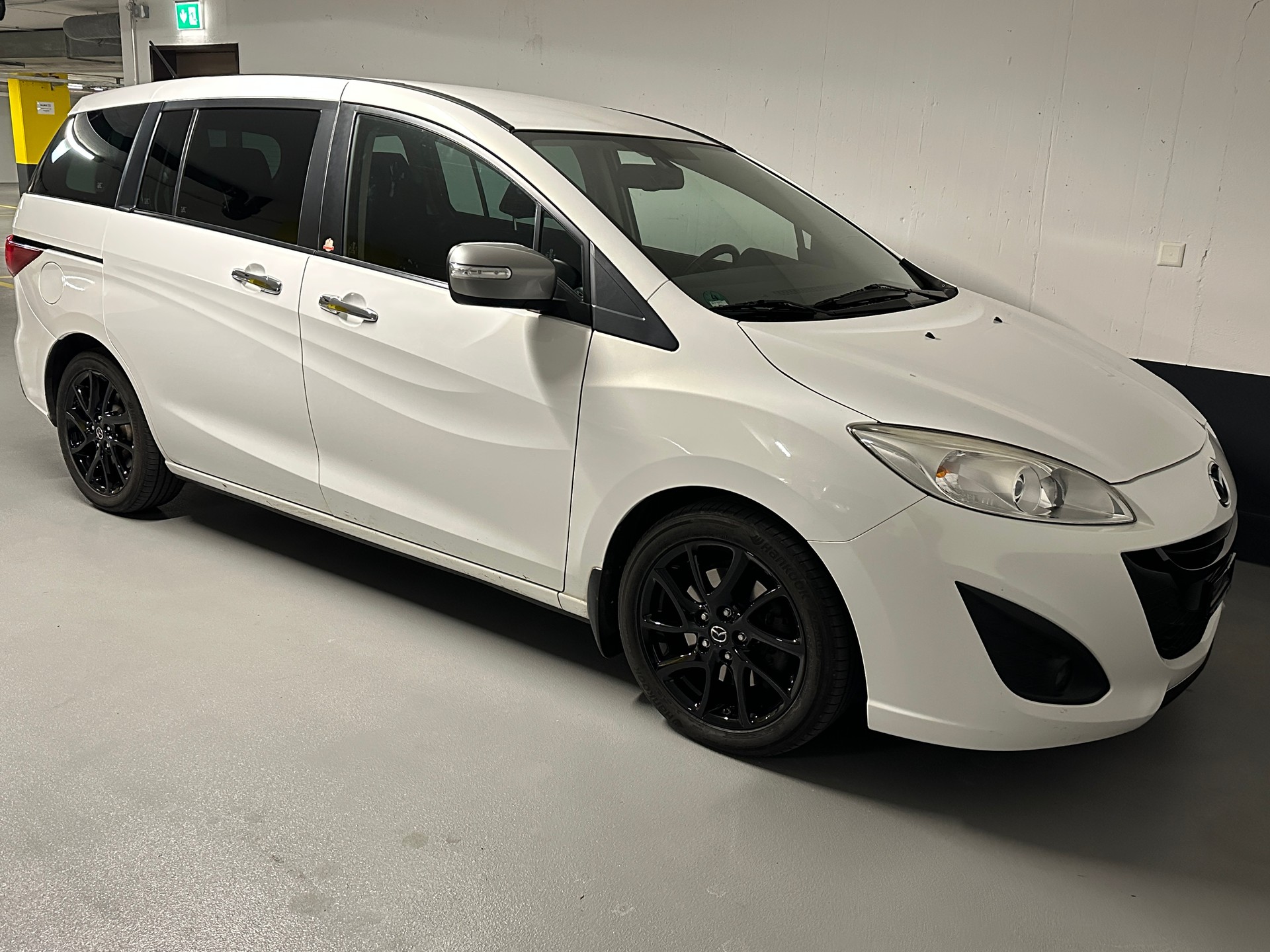 MAZDA 5 2.0 16V Voila ma Suisse Edition+ Activematic-image-7