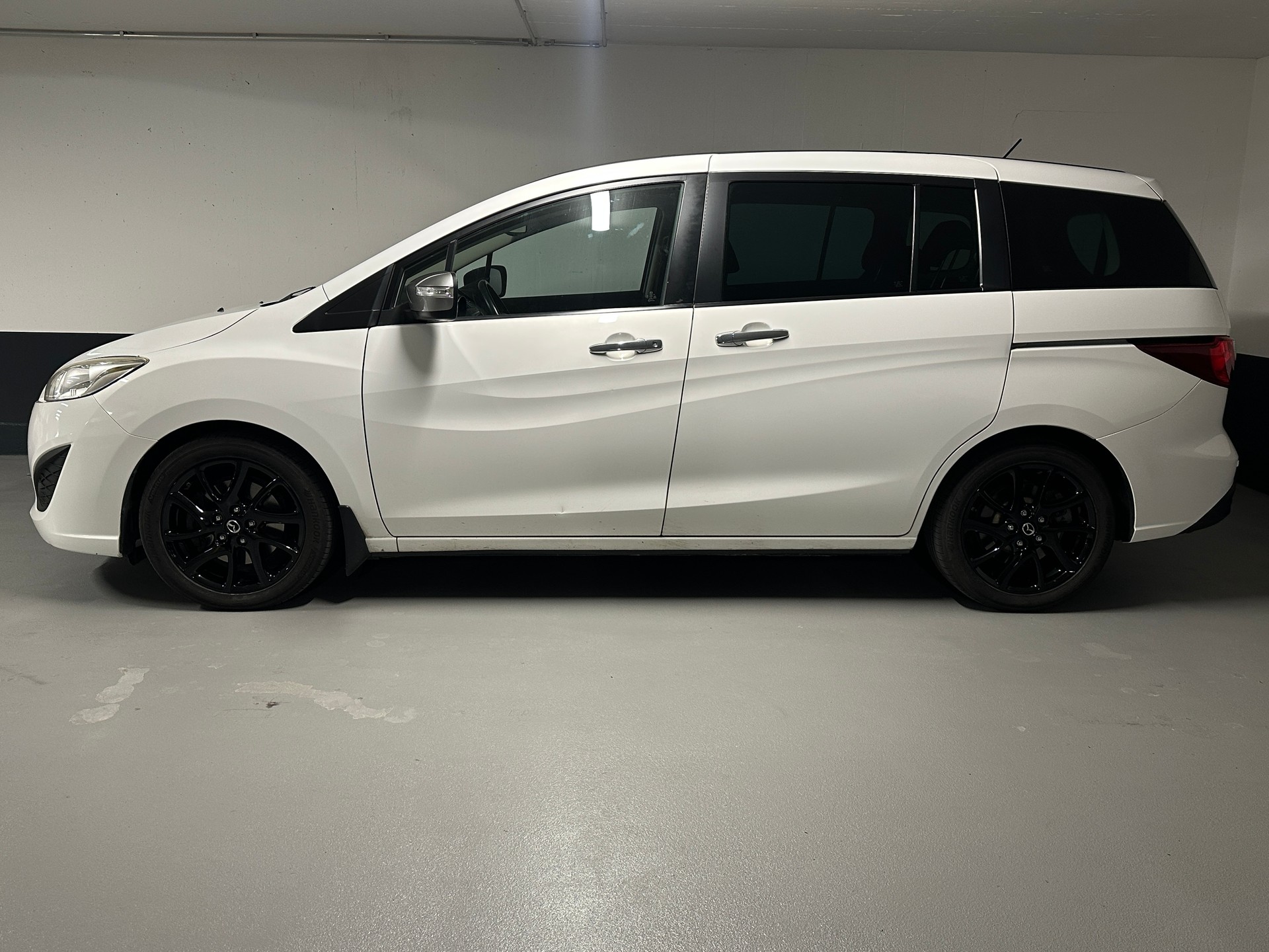MAZDA 5 2.0 16V Voila ma Suisse Edition+ Activematic-image-1