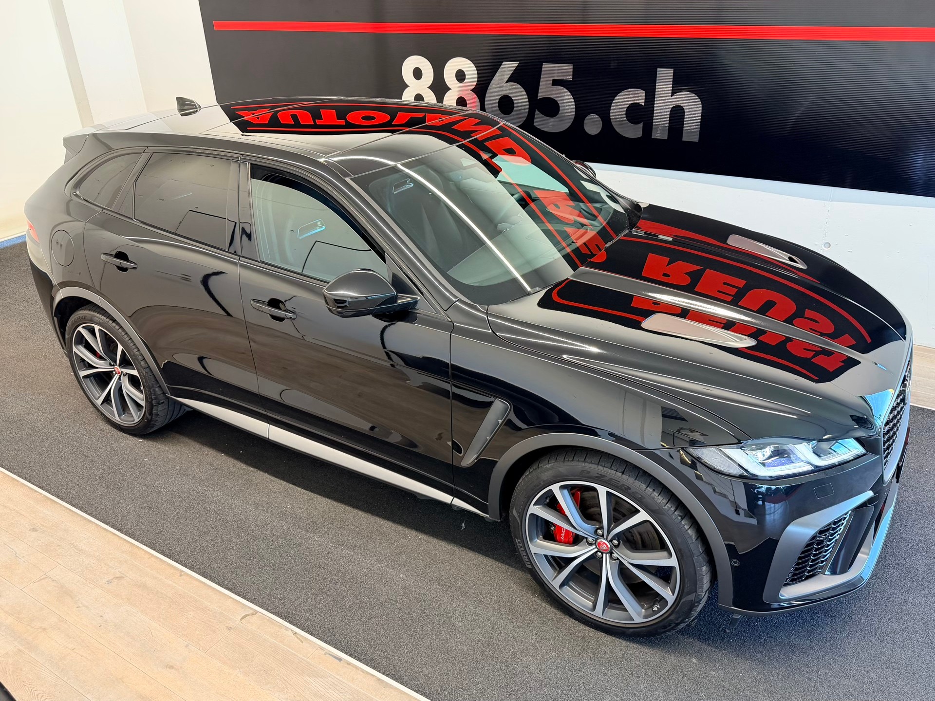 JAGUAR F-Pace 5.0 V8 SVR P550 AWD-image-4
