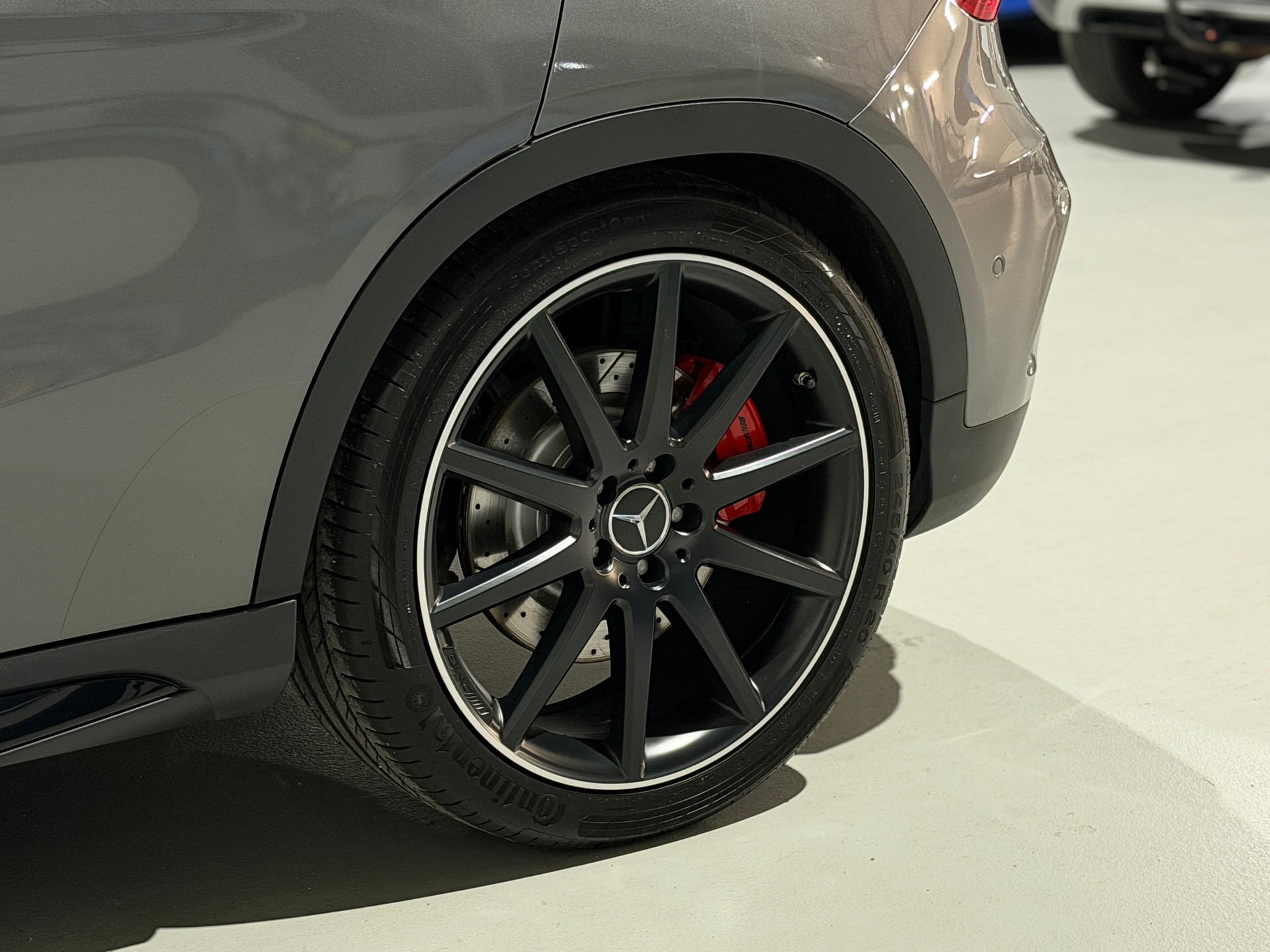 MERCEDES-BENZ GLA 45 AMG 4Matic 7G-DCT Performance Paket-image-14