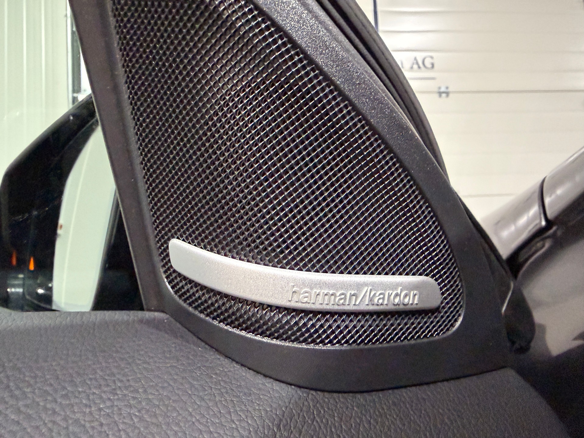 MERCEDES-BENZ GLA 45 AMG 4Matic 7G-DCT Performance Paket-image-6