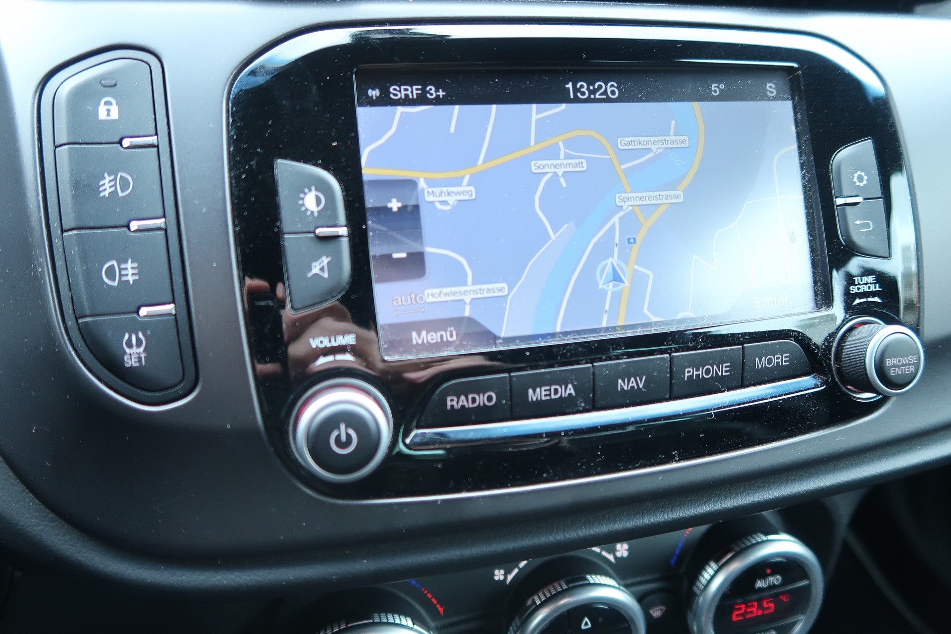 ALFA ROMEO Giulietta 1750 TBi Quadrifoglio Verde TCT-image-18