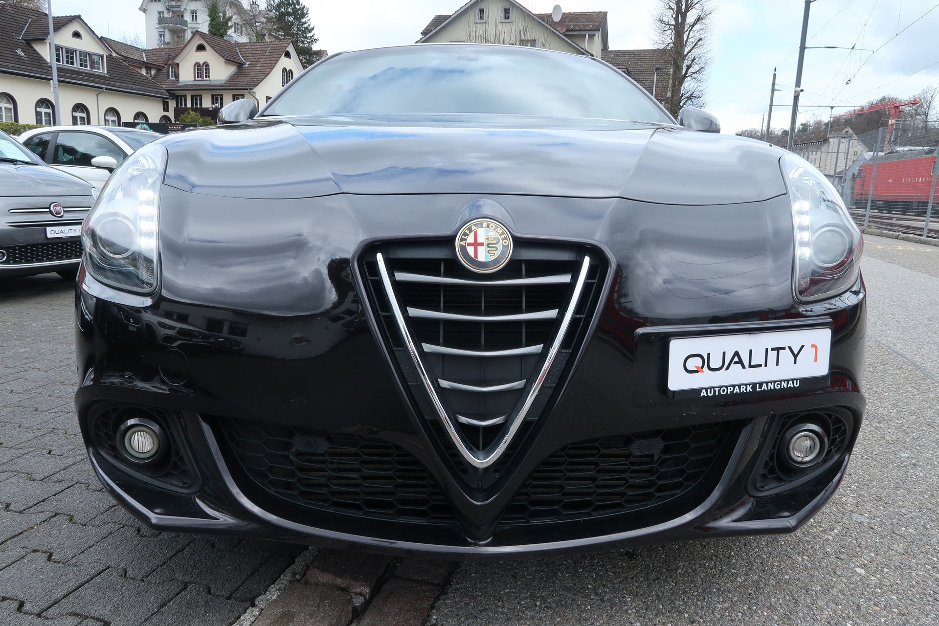 ALFA ROMEO Giulietta 1750 TBi Quadrifoglio Verde TCT-image-1