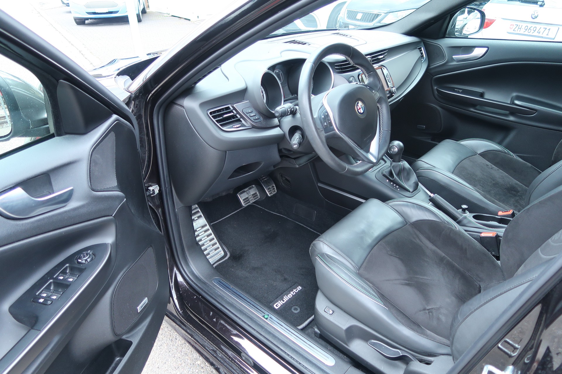 ALFA ROMEO Giulietta 1750 TBi Quadrifoglio Verde TCT-image-9