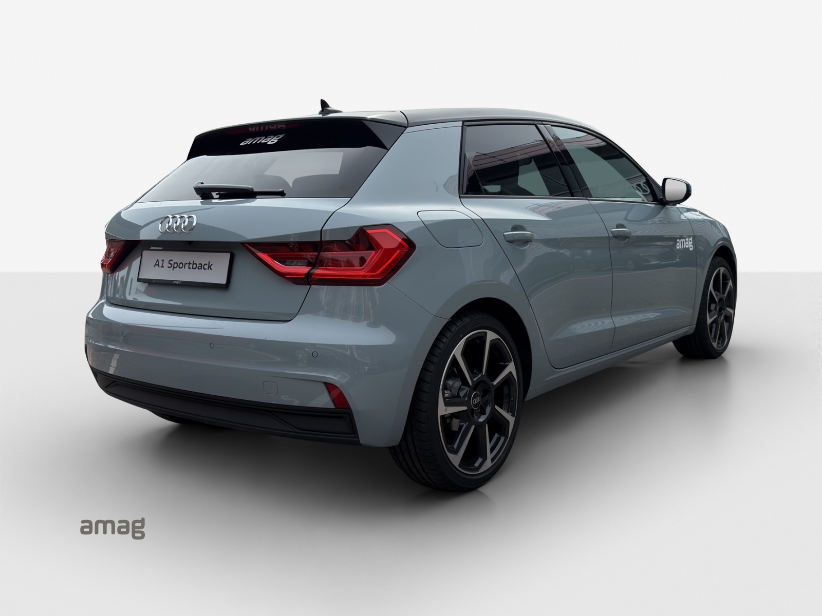 AUDI A1 Sportback 30 TFSI Attraction S-tronic-image-4