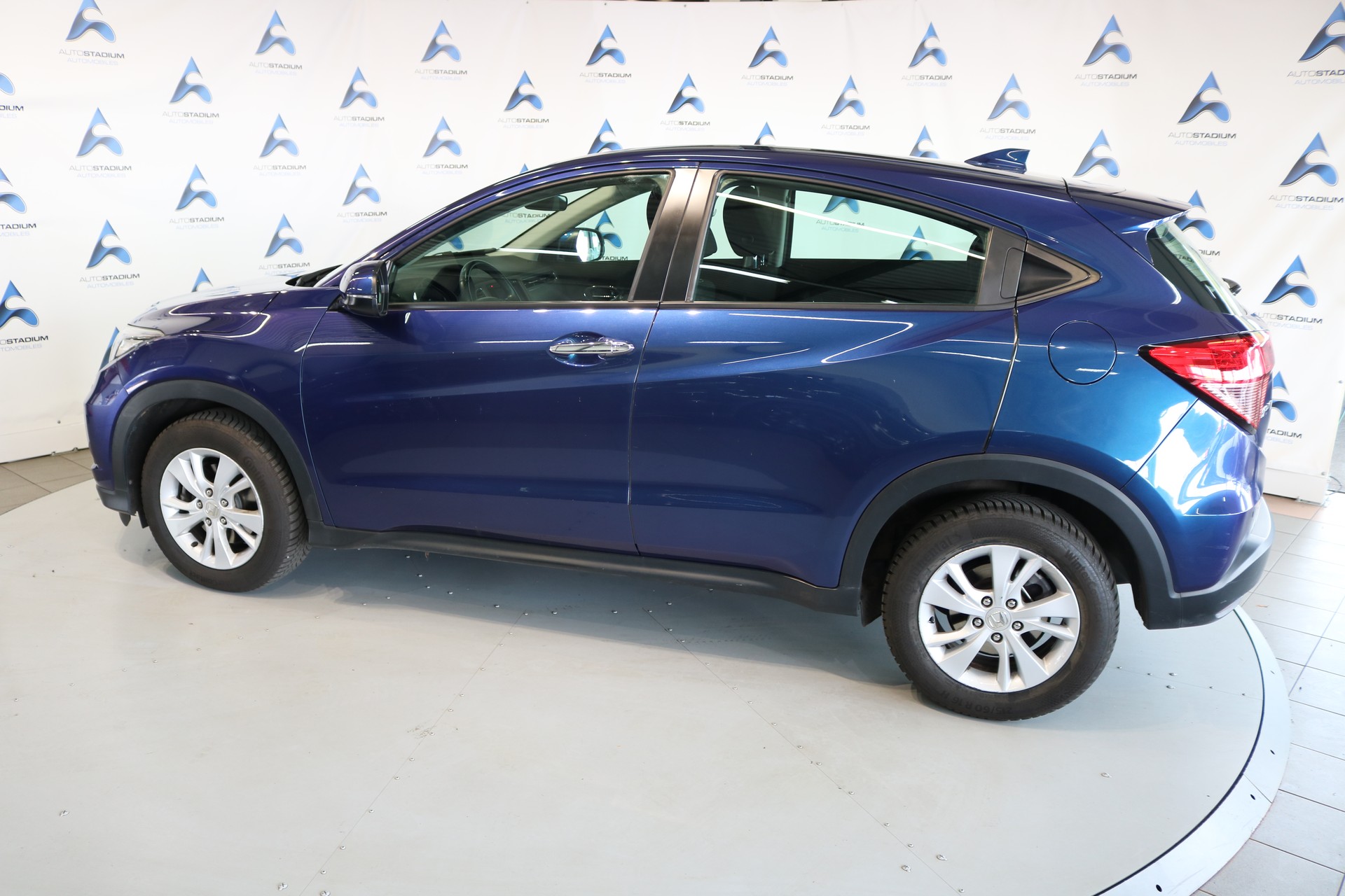 HONDA HR-V 1.5i-VTEC Elegance CVT-image-24