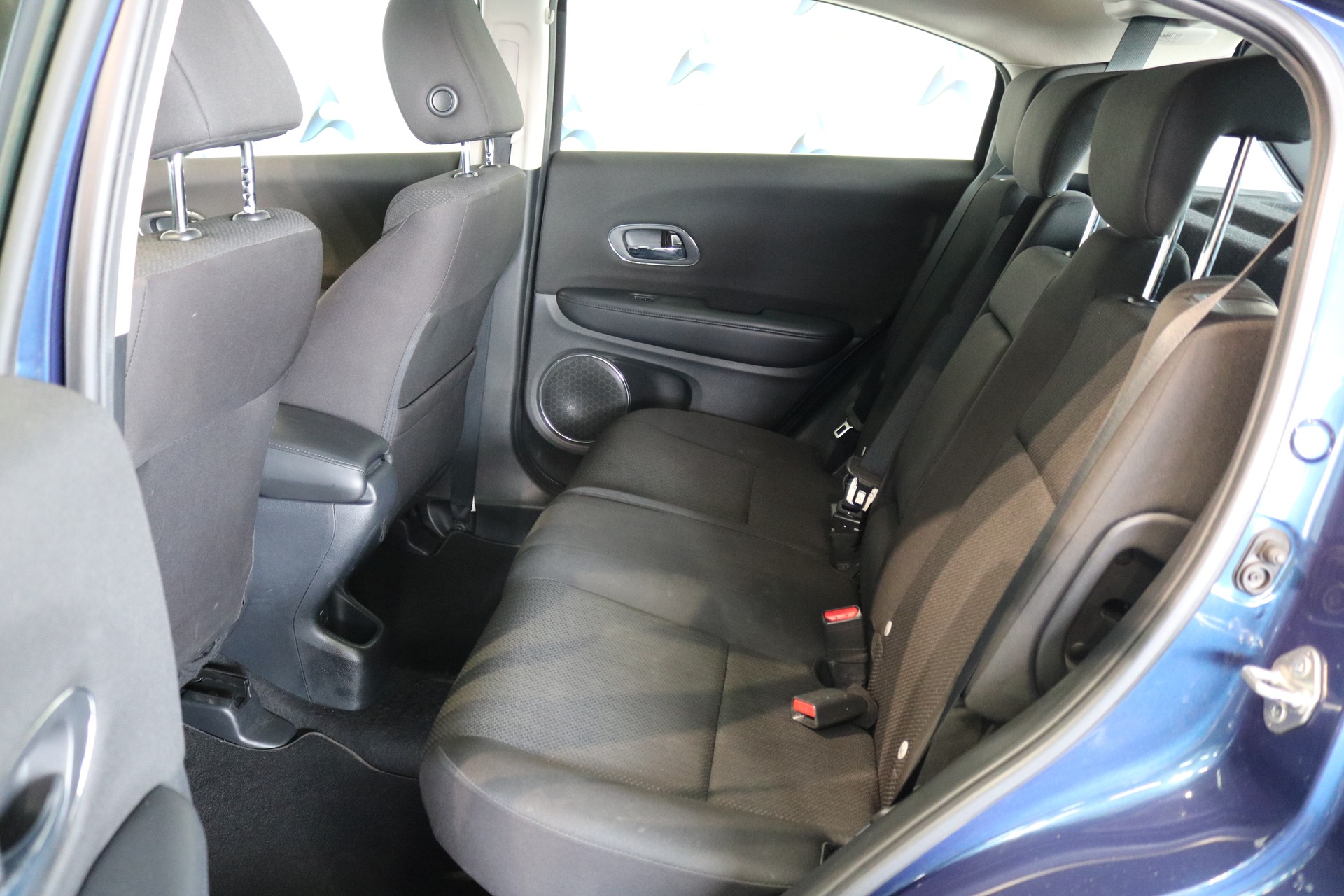 HONDA HR-V 1.5i-VTEC Elegance CVT-image-4