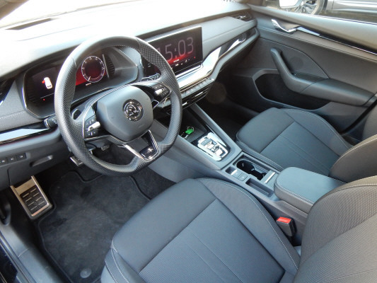 SKODA Octavia 2.0TSI SportLine 4x4-image-6