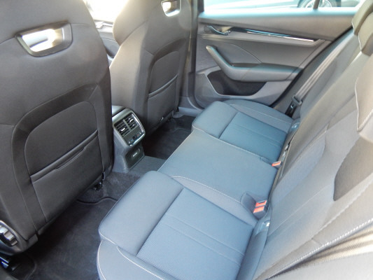 SKODA Octavia 2.0TSI SportLine 4x4-image-7