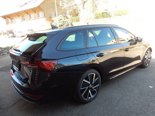 SKODA Octavia 2.0TSI SportLine 4x4-image-3
