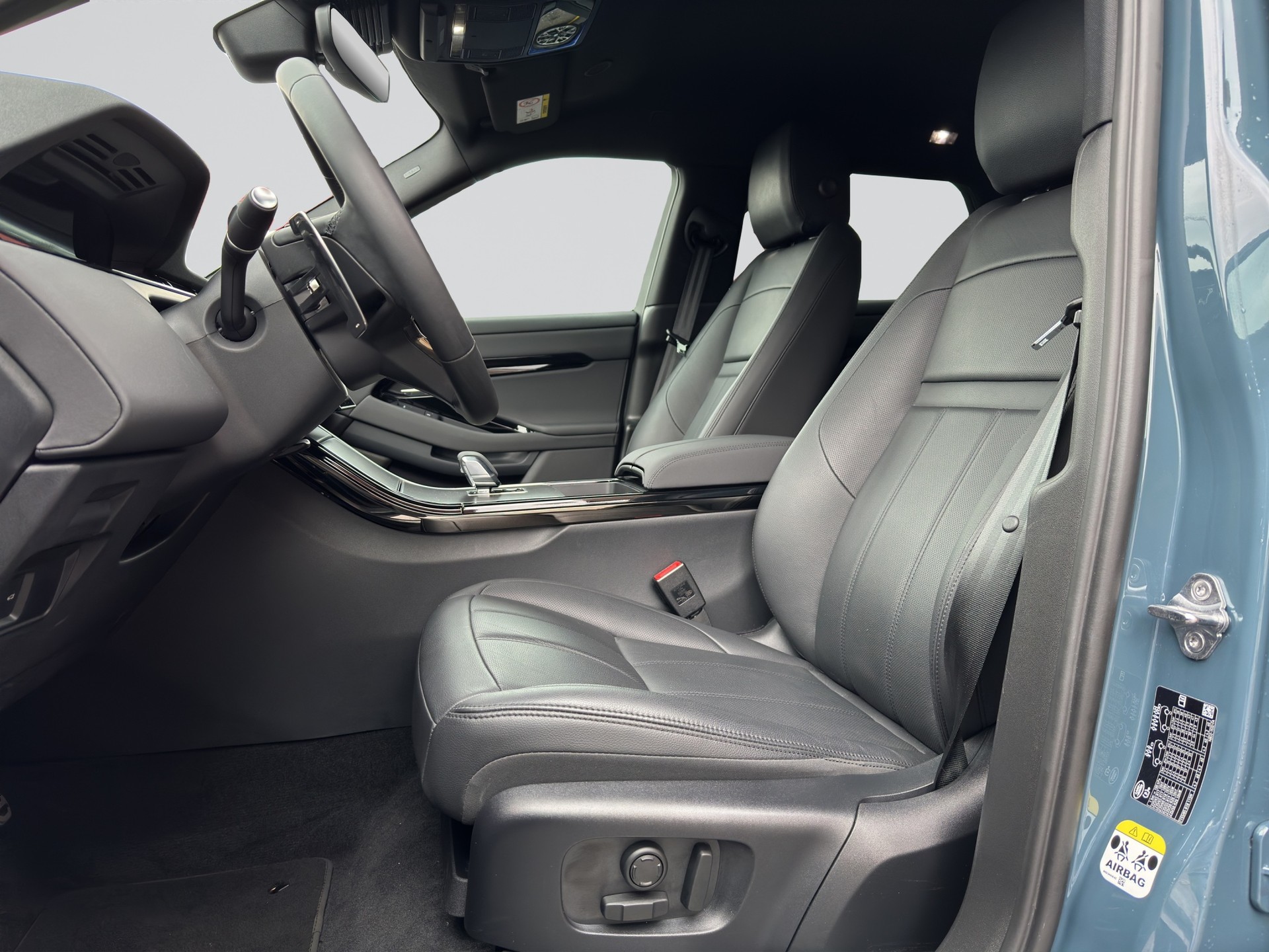 LAND ROVER Range Rover Evoque D200 Dynamic SE Black AT9-image-5