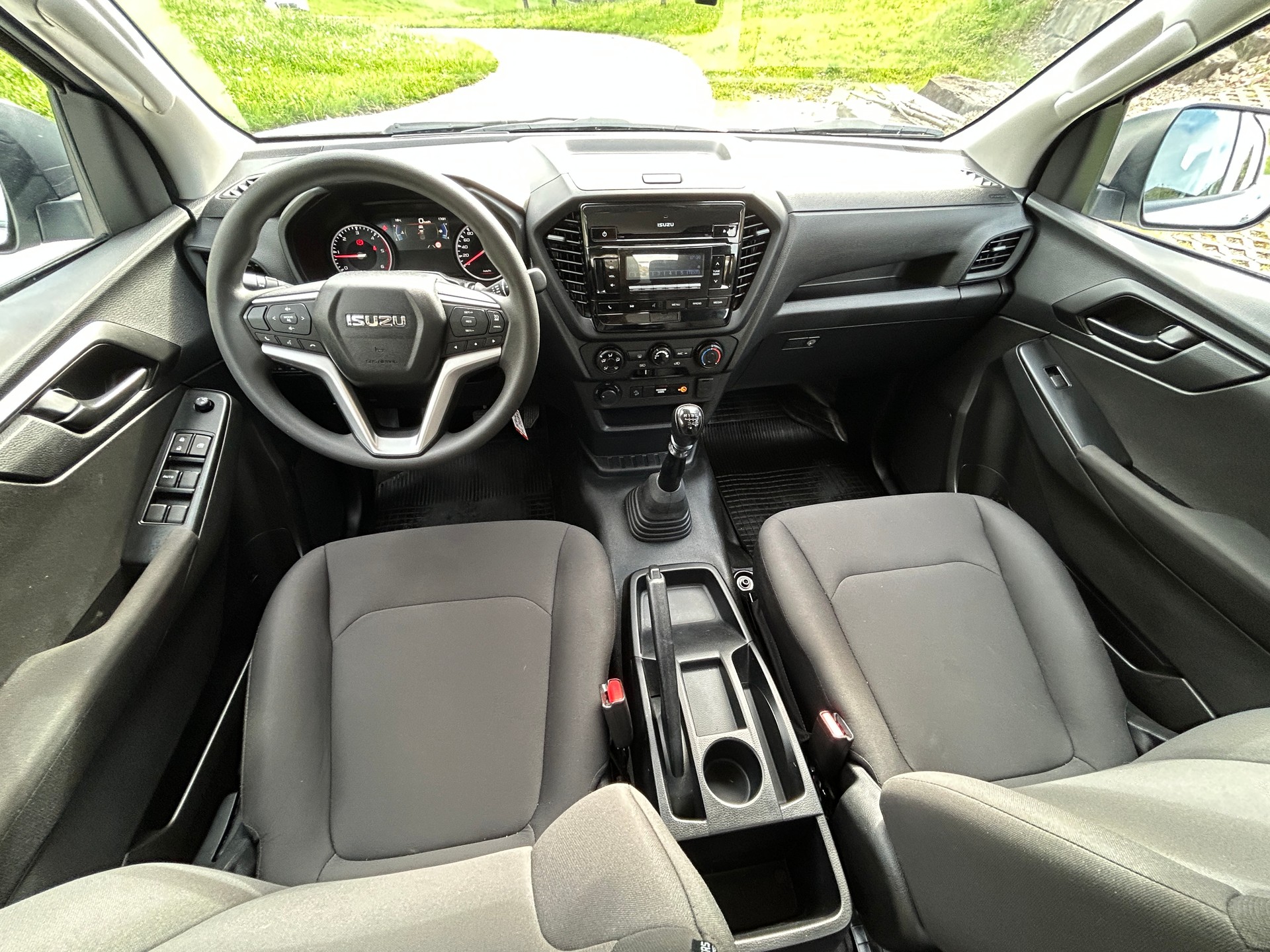 ISUZU D-MAX 1.9 CrewCab N60B 4x4-image-9