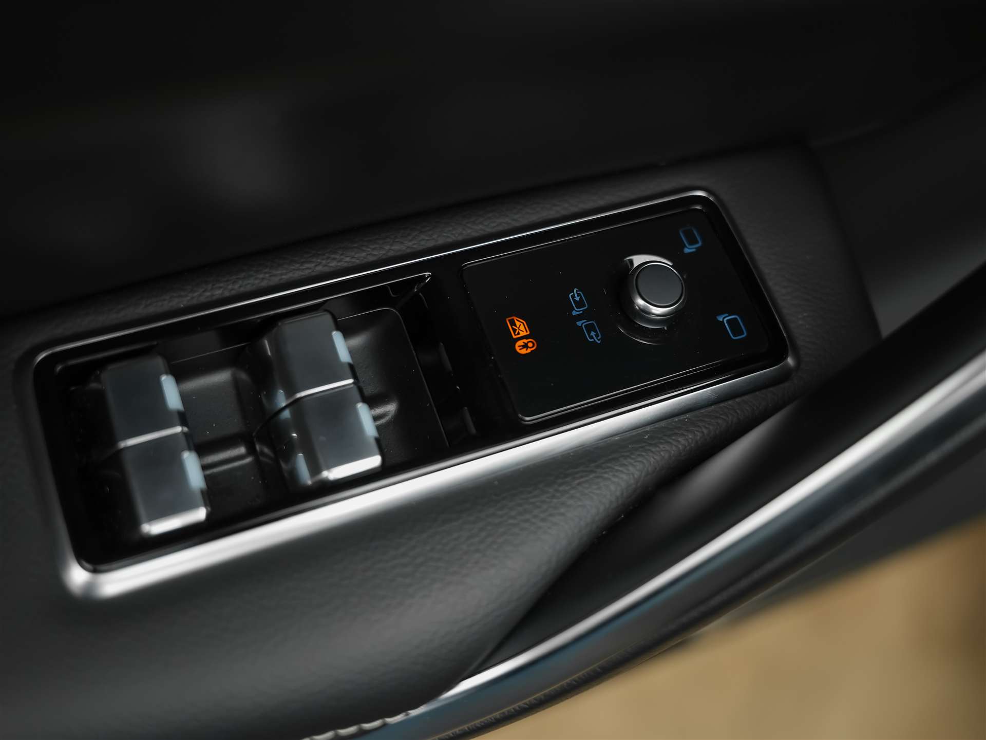 JAGUAR F-Pace 3.0 D I6 R-Dynamic SE AWD Panorama*Abstandsregler*All black*-image-22
