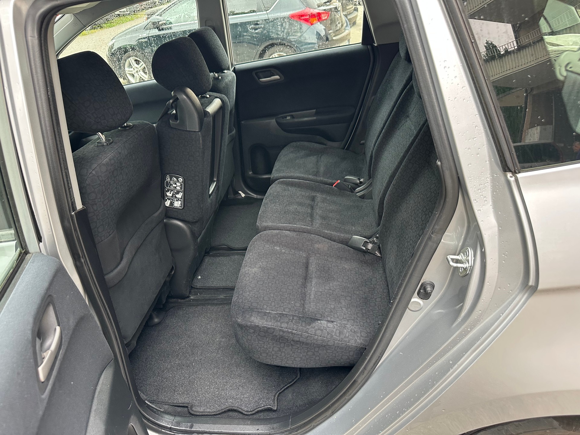 HONDA FR-V 1.7 Comfort-image-7