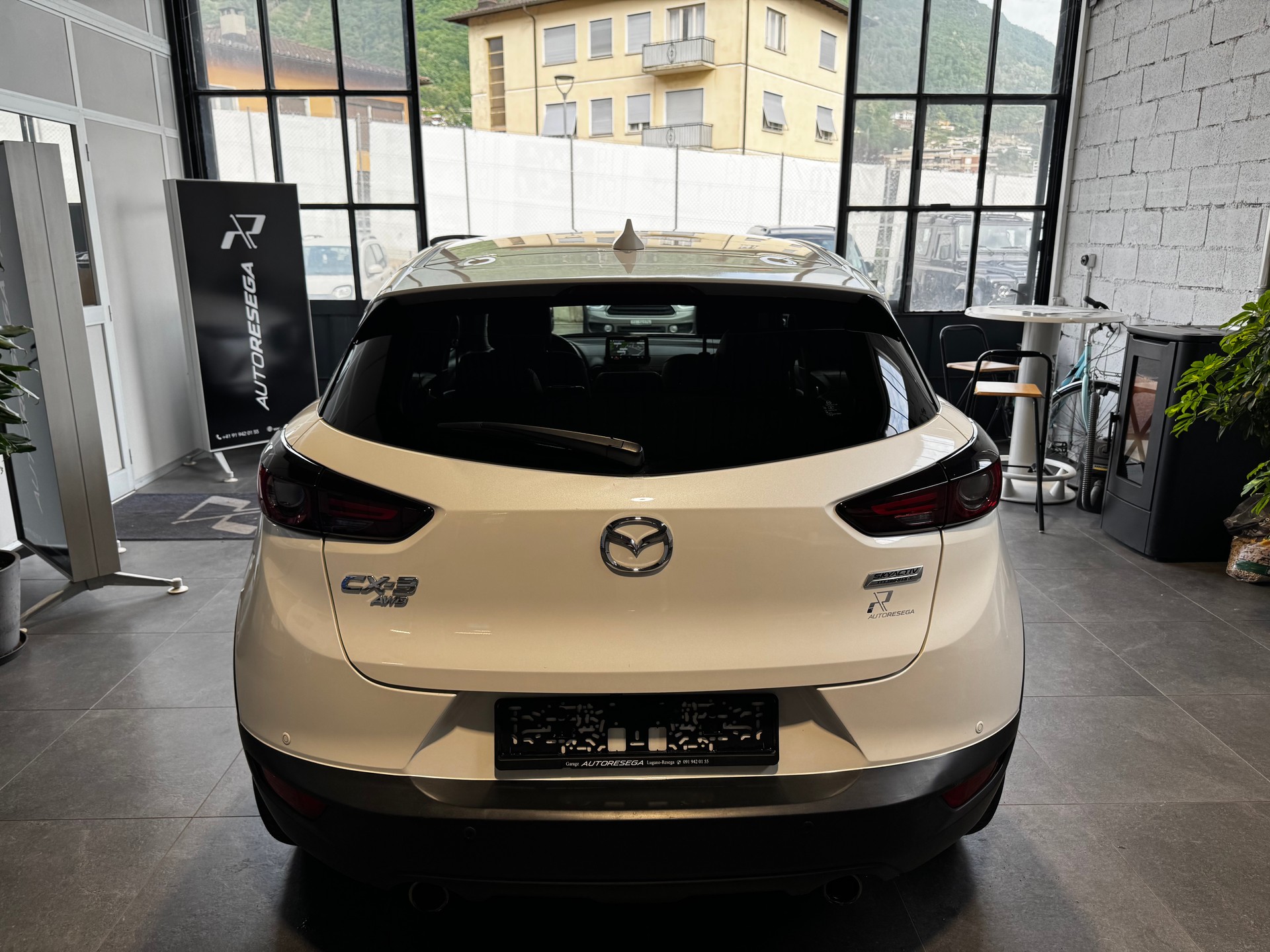 MAZDA CX-3 SKYACTIV-G 150 Revolution AWD Automat-image-5