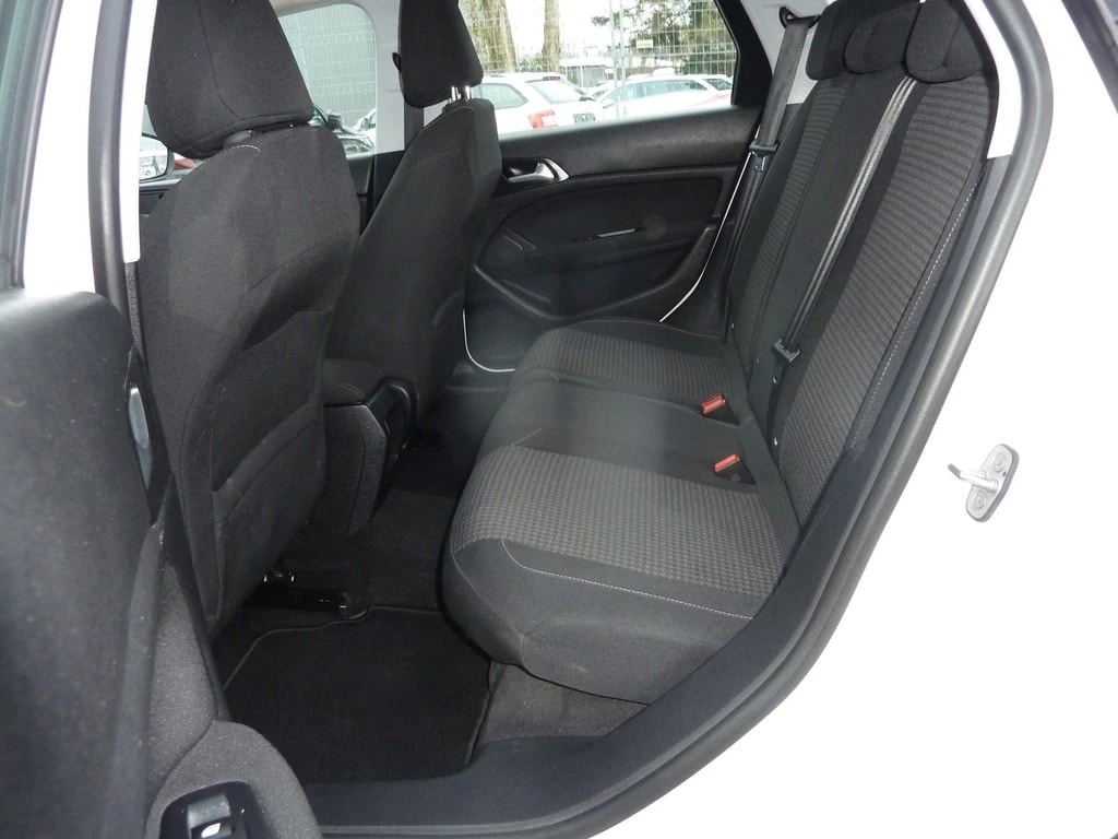 PEUGEOT 308 SW 1.5 BlueHDI Active * Gr. Navi * Klimaautomat * Tempomat * PDC H * Frisch Ab MFK-image-5