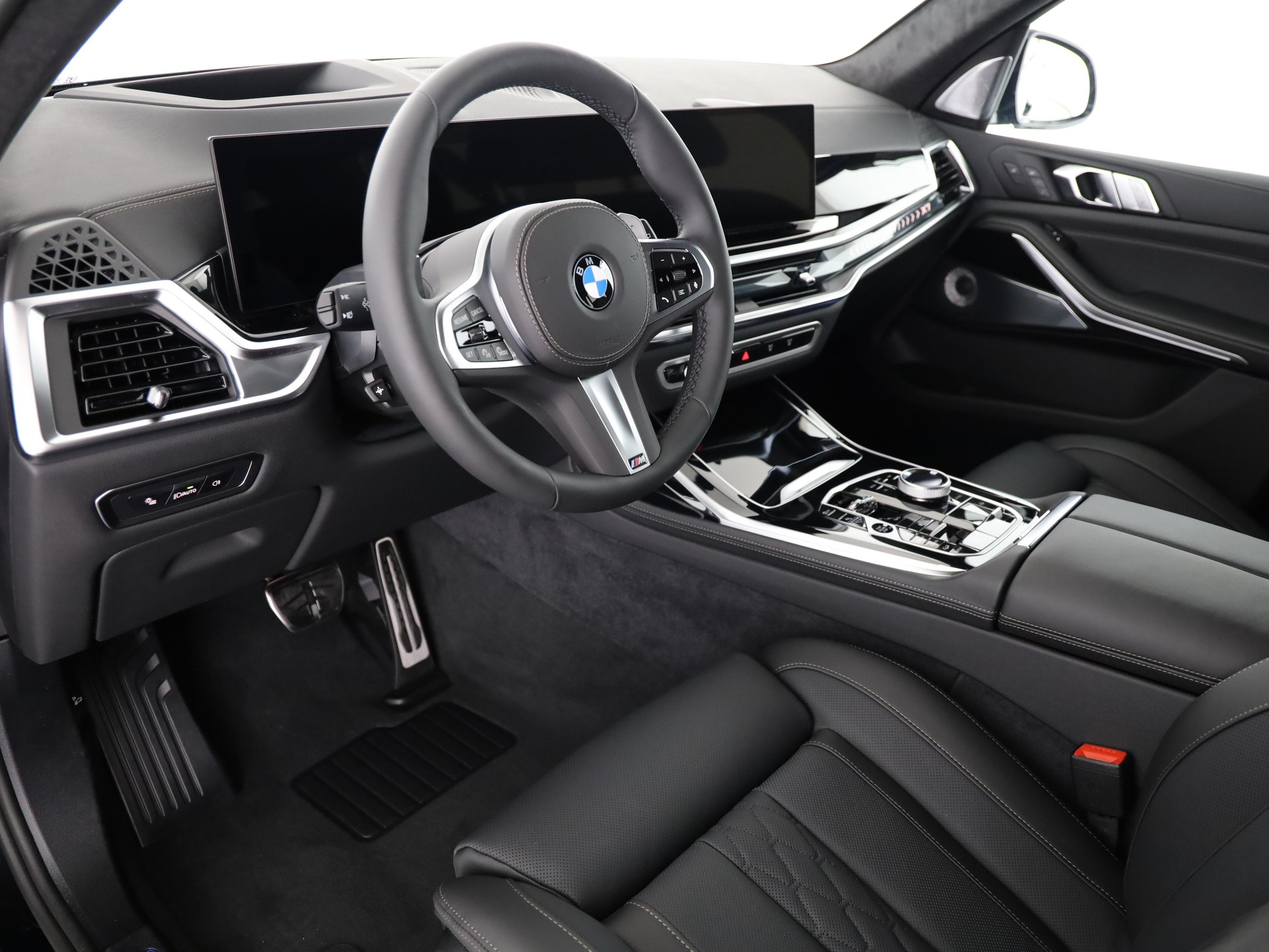 BMW X7 40d xDrive-image-10