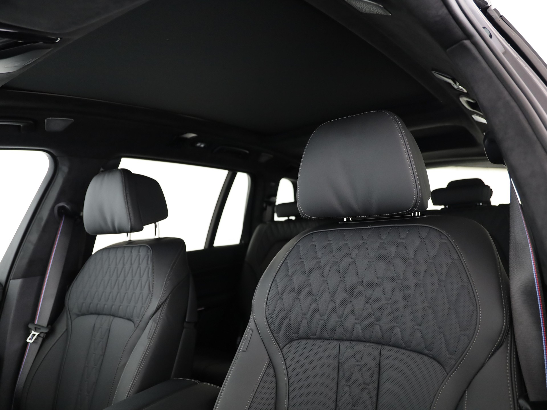 BMW X7 40d xDrive-image-15