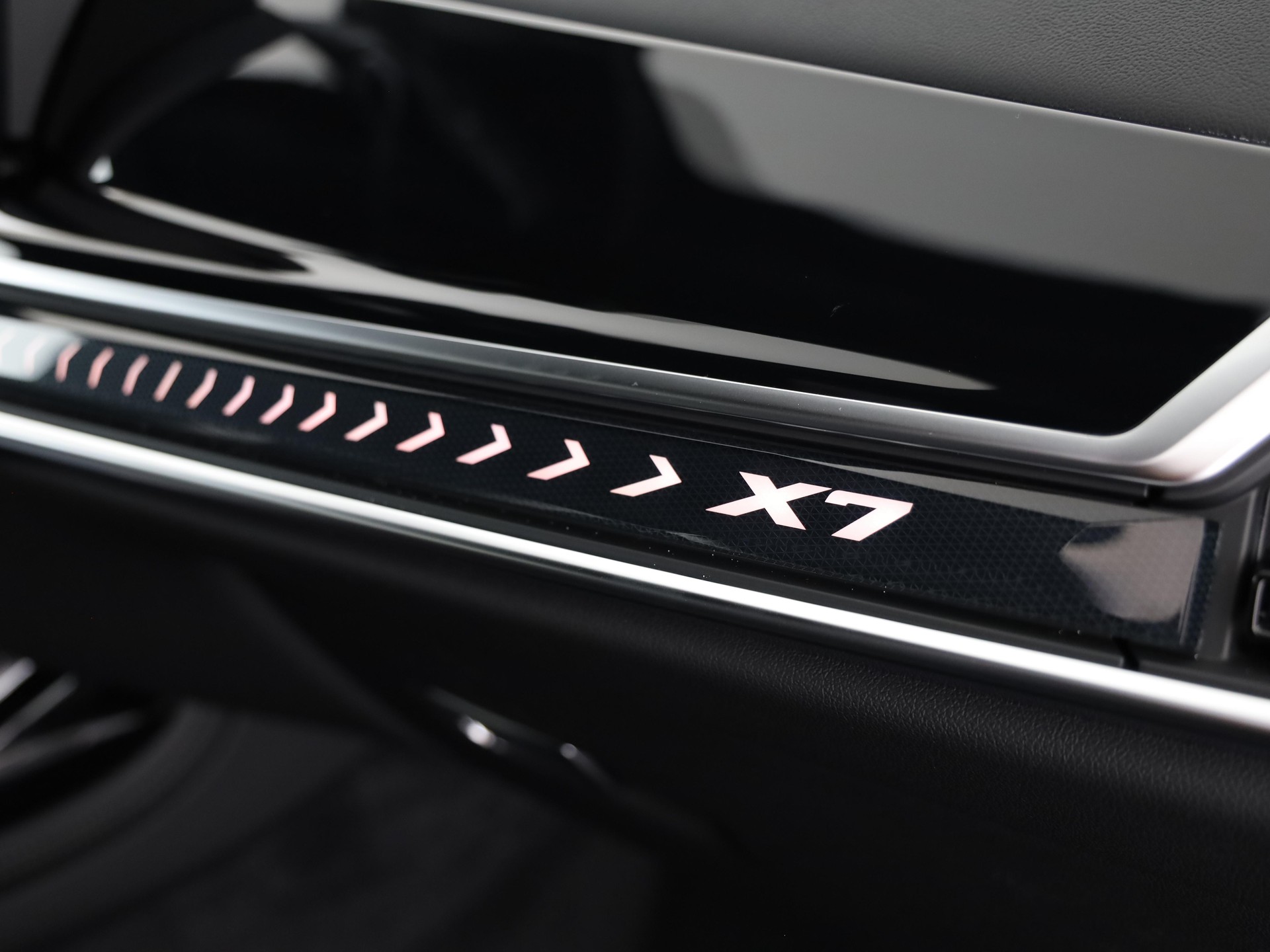 BMW X7 40d xDrive-image-13