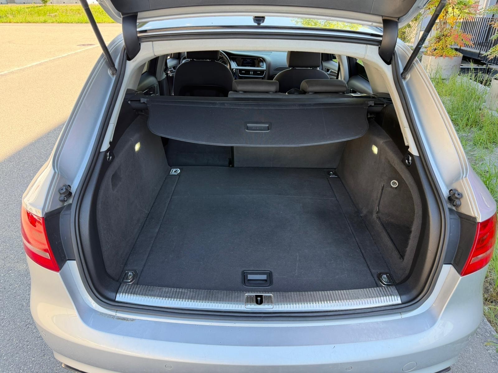 AUDI A4 Avant 2.0 TFSI multitronic-image-17