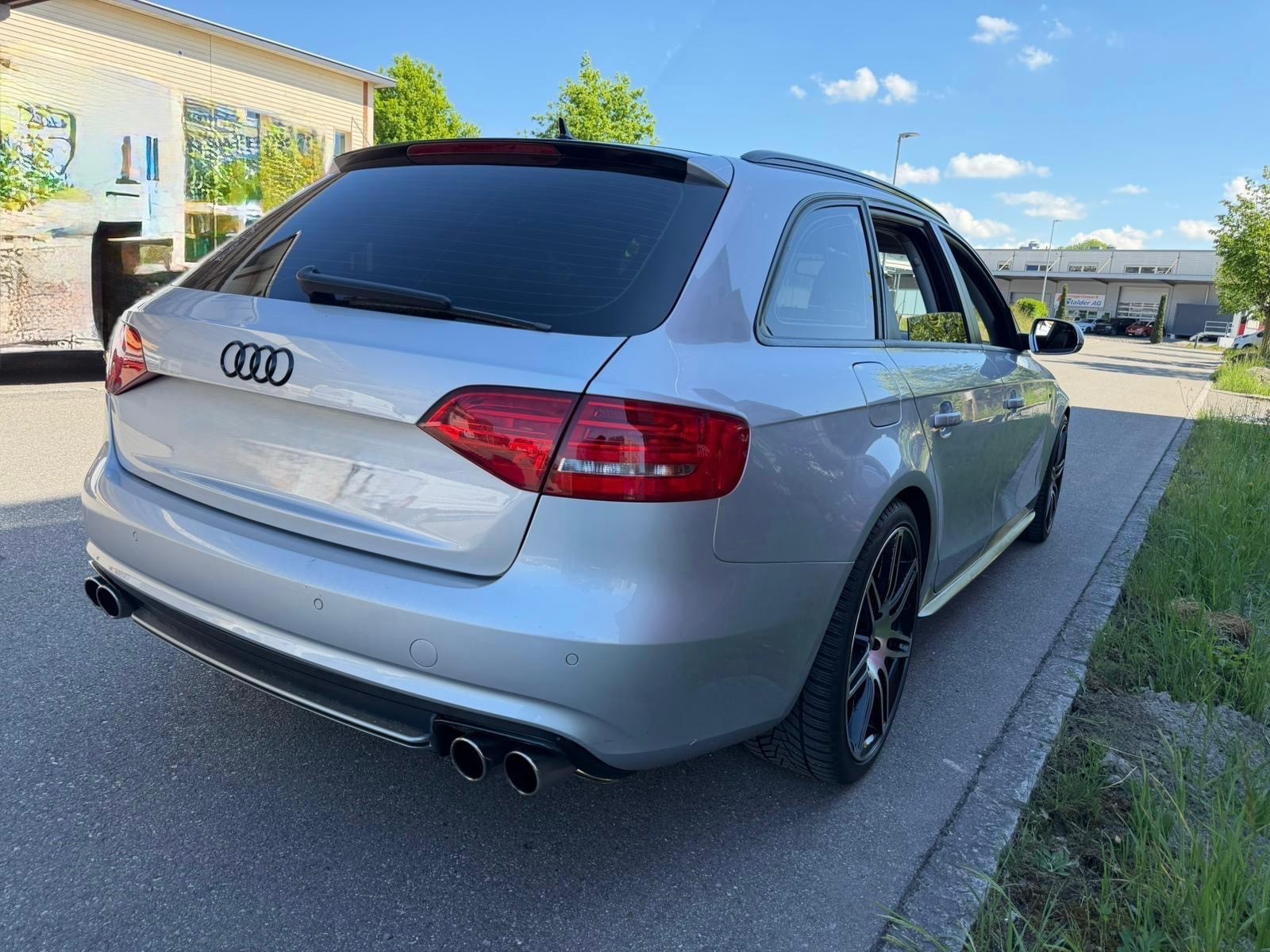 AUDI A4 Avant 2.0 TFSI multitronic-image-4