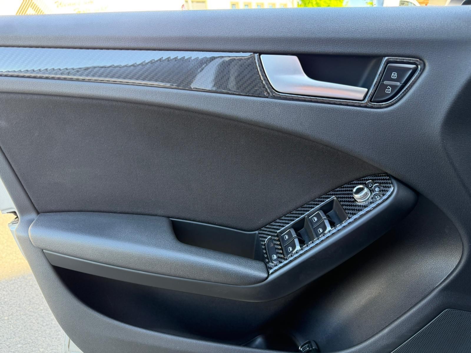 AUDI A4 Avant 2.0 TFSI multitronic-image-15