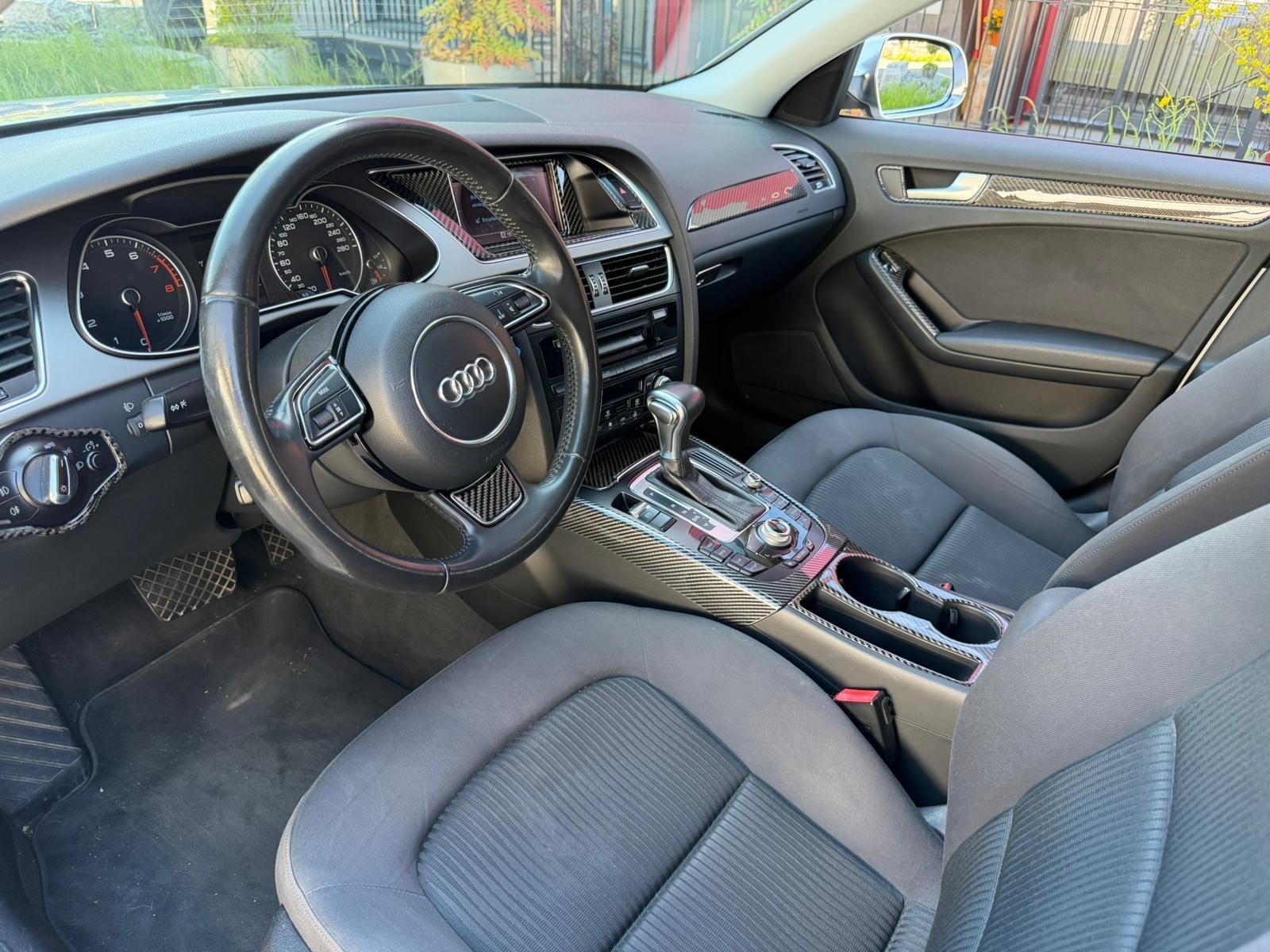 AUDI A4 Avant 2.0 TFSI multitronic-image-14