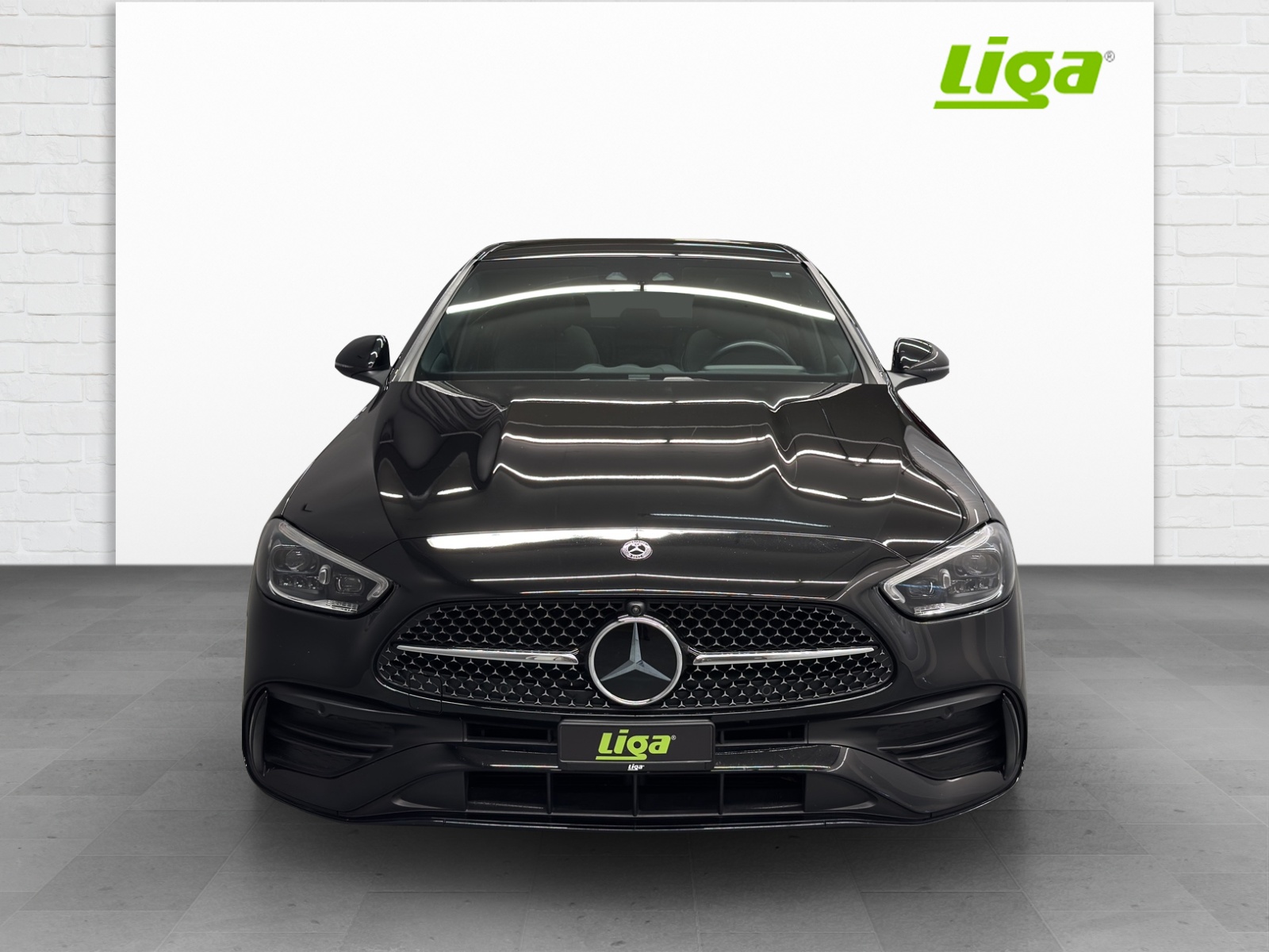 MERCEDES-BENZ C 200 AMG Line 4matic-showroom-element-2