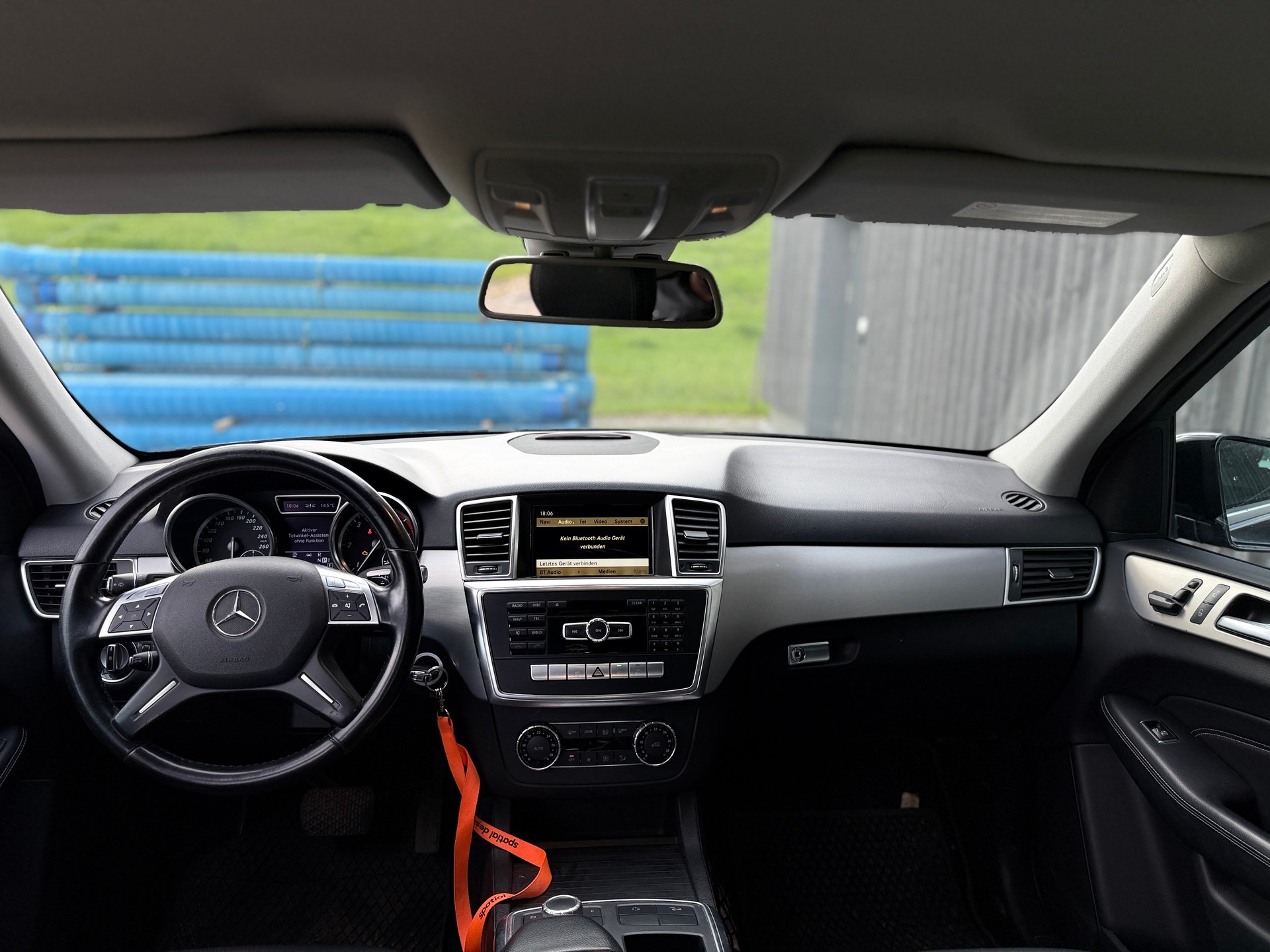 MERCEDES-BENZ ML 250 BlueTEC Edition 4Matic 7G-Tronic-image-8