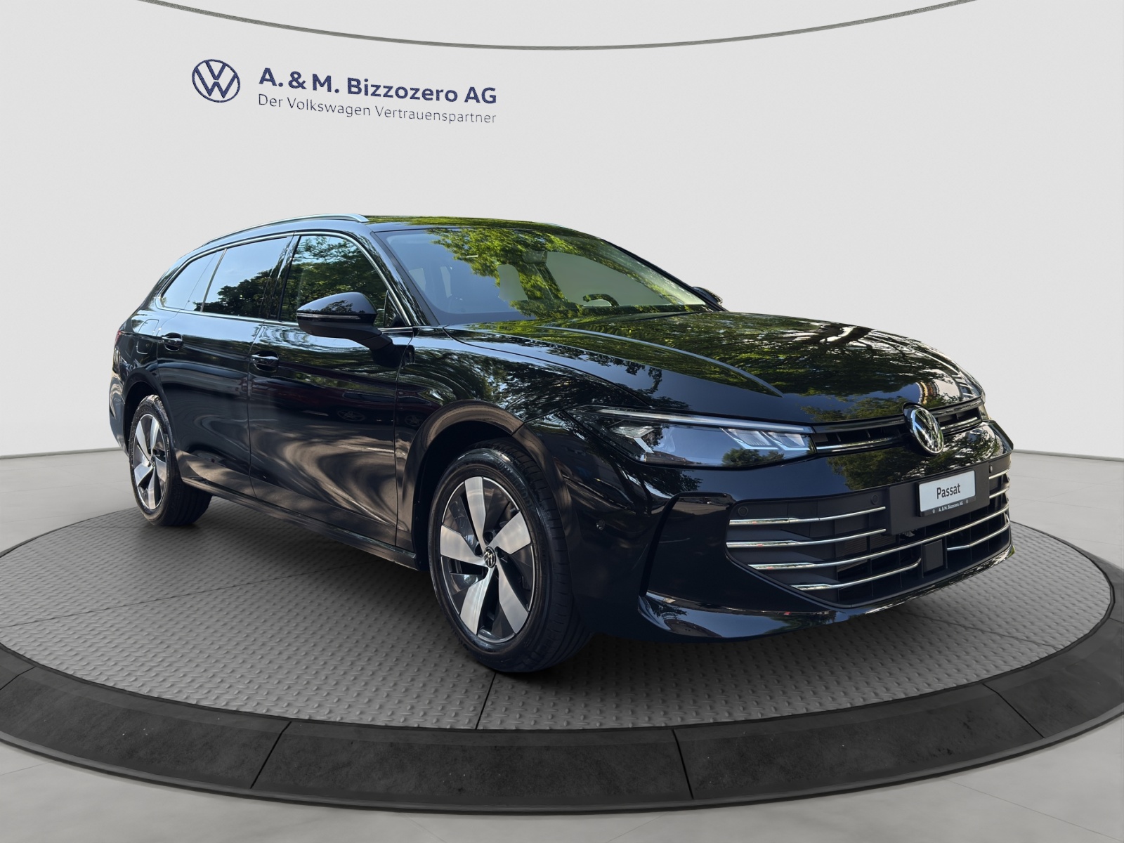 VW Passat Variant 1.5 eTSI evo2 Business DSG-image-6