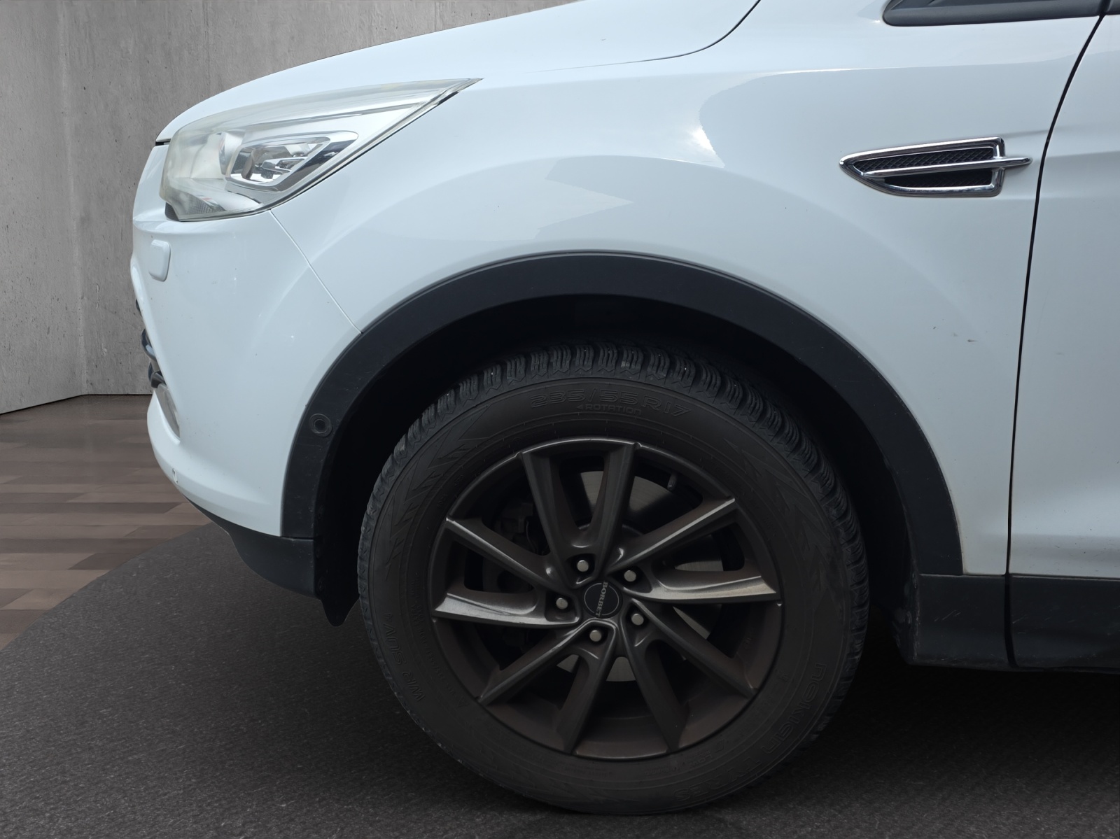 FORD Kuga 1.6 SCTi Titanium 4WD Automatic inkl. Anhängerkupplung-image-14