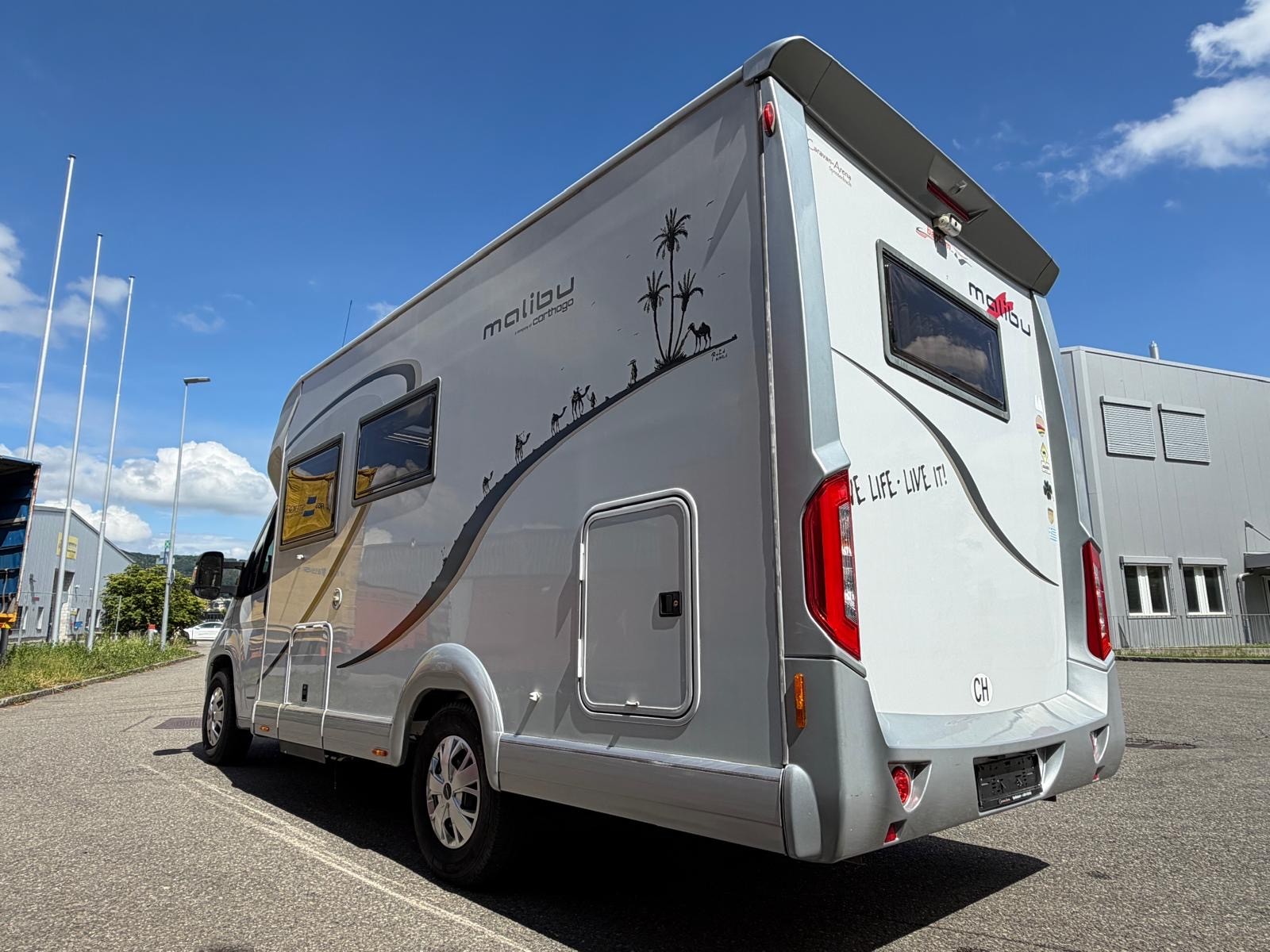 CARTHAGO Malibu Carthago T 410 QB – 150 PS | Garantie | Markise & Kamera | Frisch ab MFK, Service & Zahnriemen-image-3