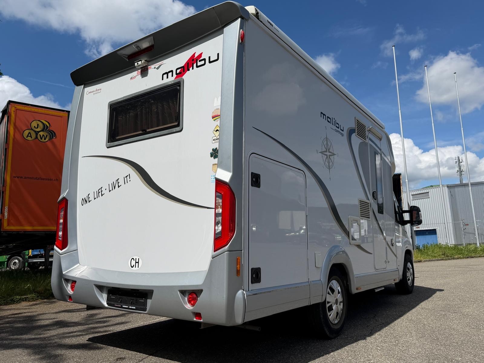 CARTHAGO Malibu Carthago T 410 QB – 150 PS | Garantie | Markise & Kamera | Frisch ab MFK, Service & Zahnriemen-image-5