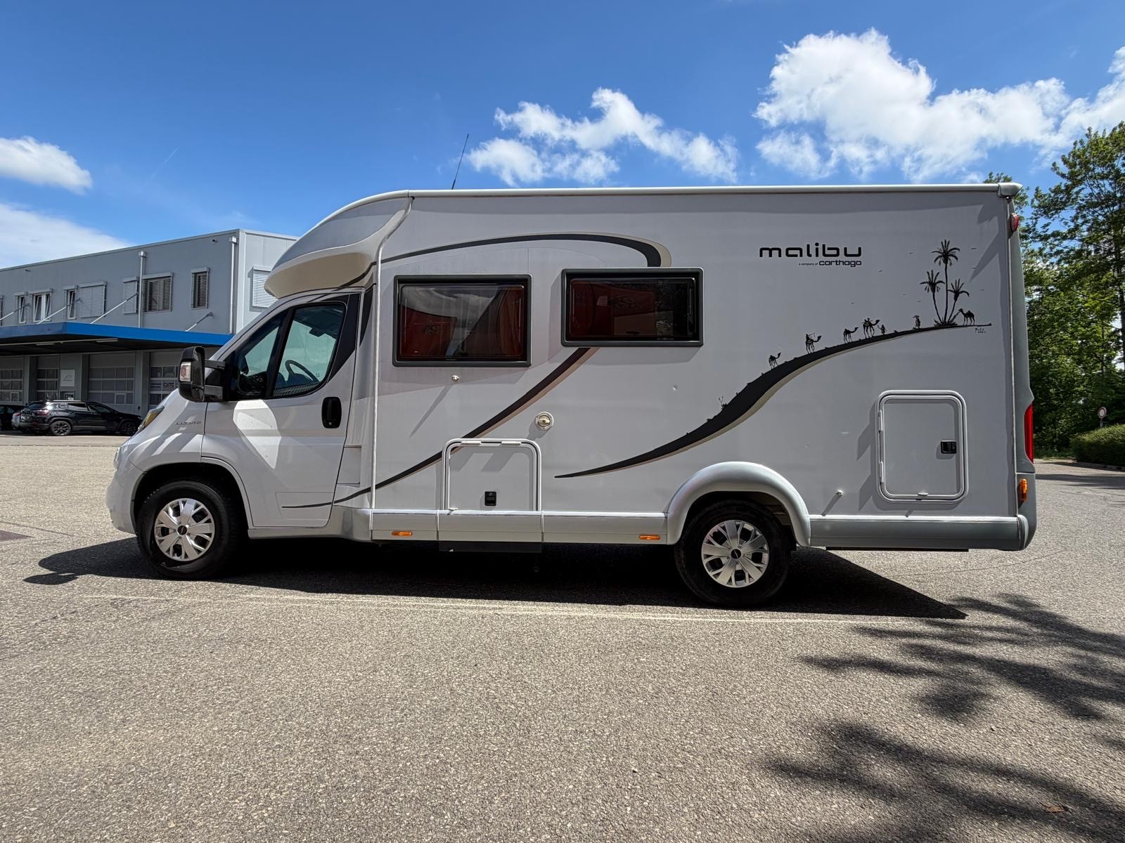 CARTHAGO Malibu Carthago T 410 QB – 150 PS | Garantie | Markise & Kamera | Frisch ab MFK, Service & Zahnriemen-image-2