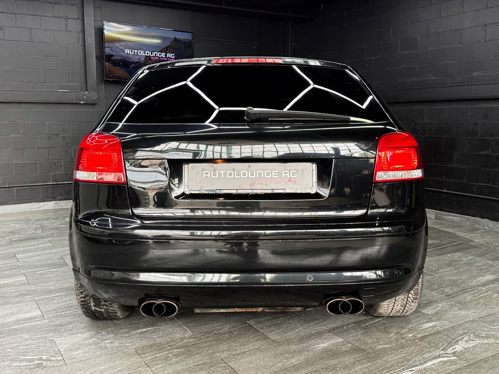 AUDI A3 Sportback 2.0 TDI Ambition S-Line-image-7