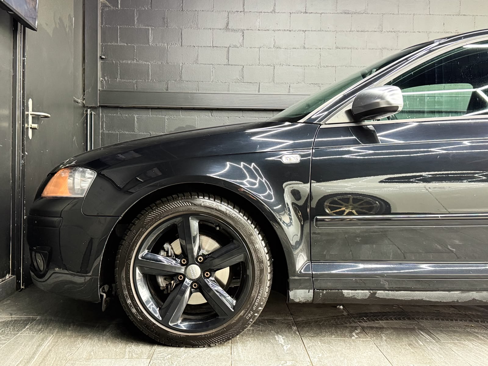 AUDI A3 Sportback 2.0 TDI Ambition S-Line-image-5