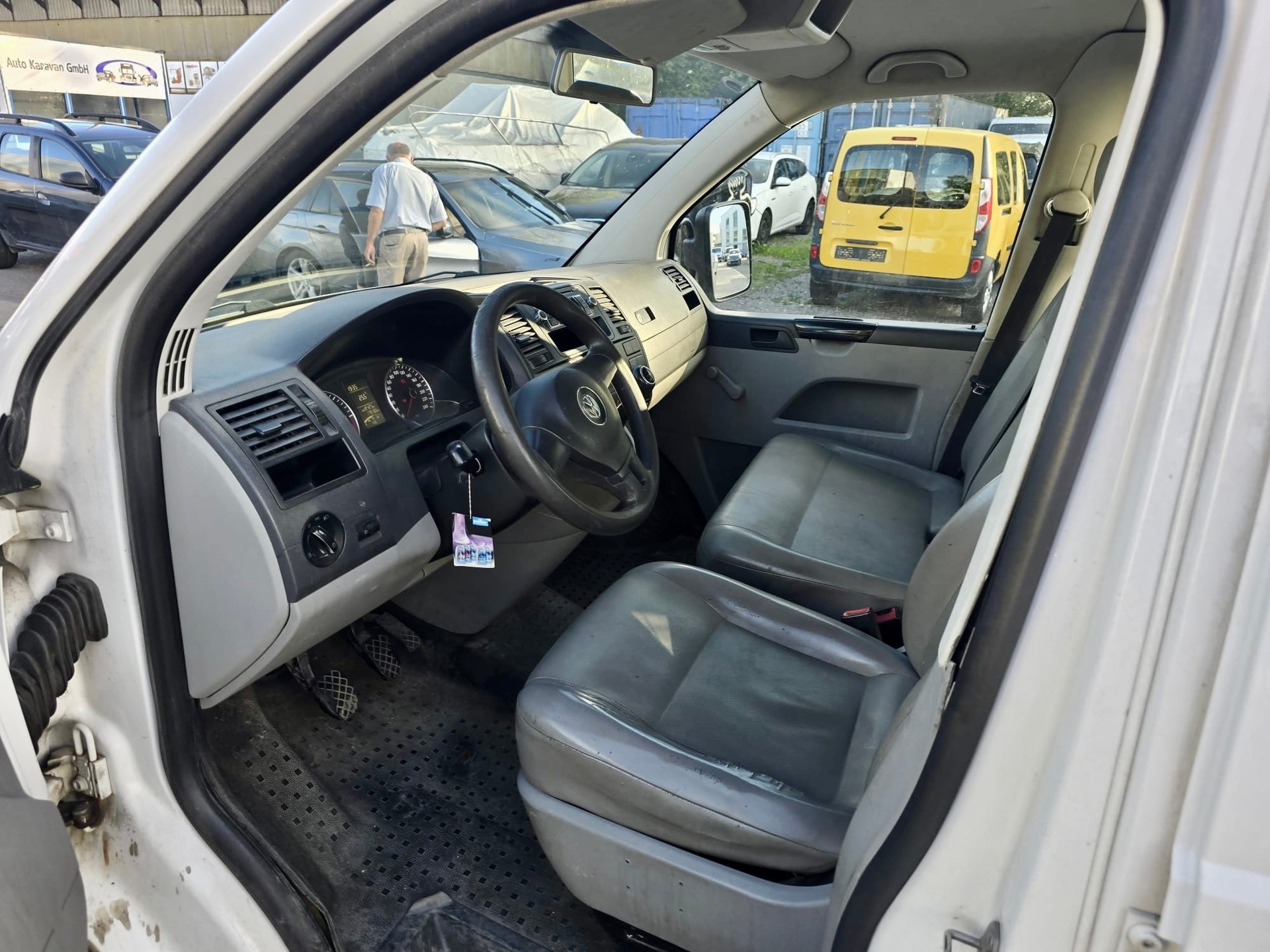 VW T5 2.0 TDI 4Motion-image-10