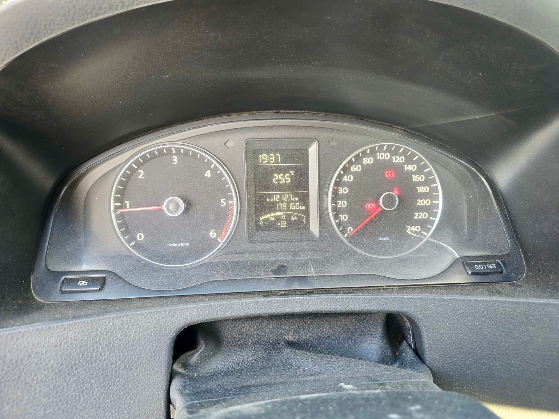 VW T5 2.0 TDI 4Motion-image-12