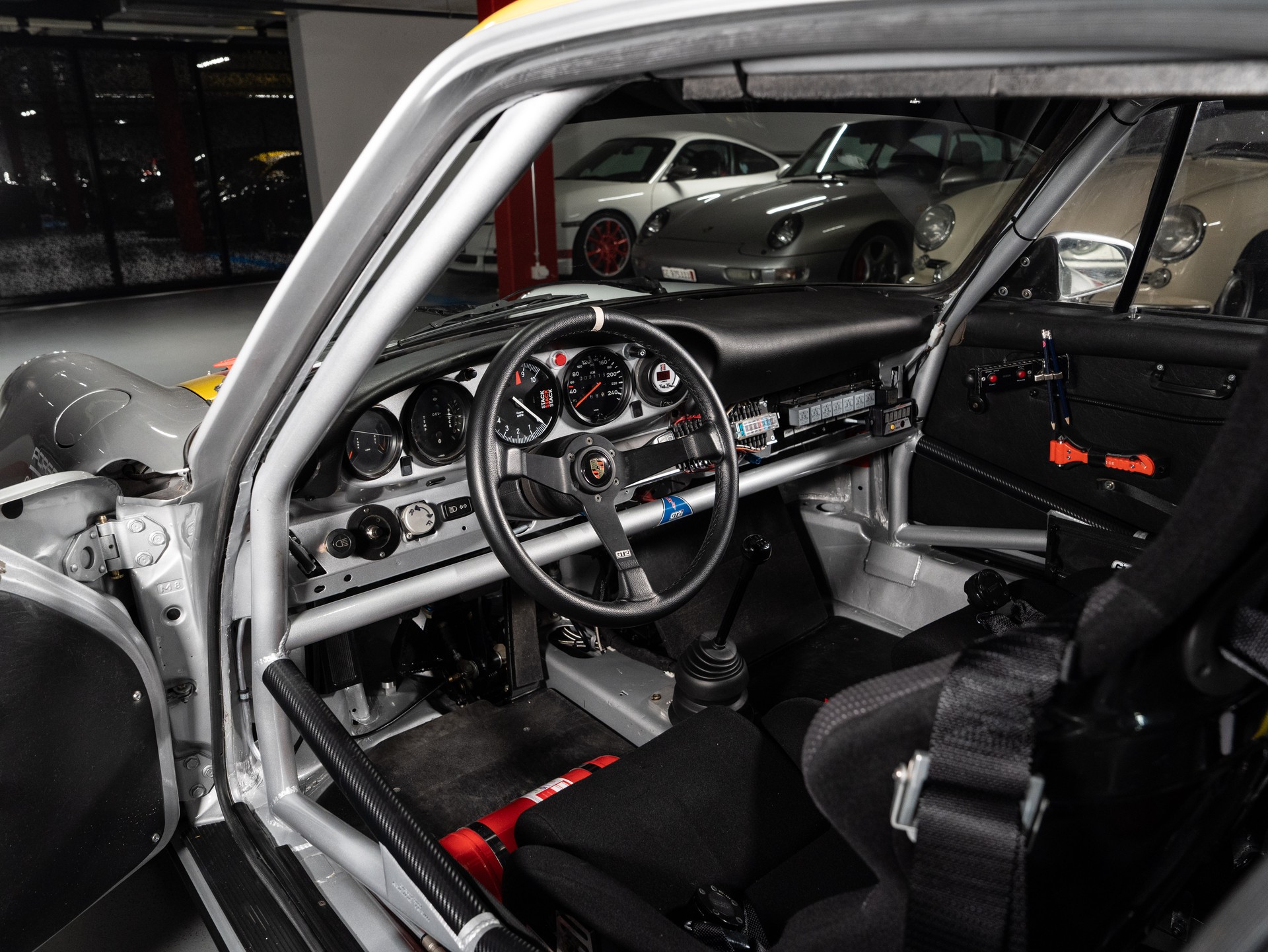PORSCHE 3.0 RS Groupe 4-image-7