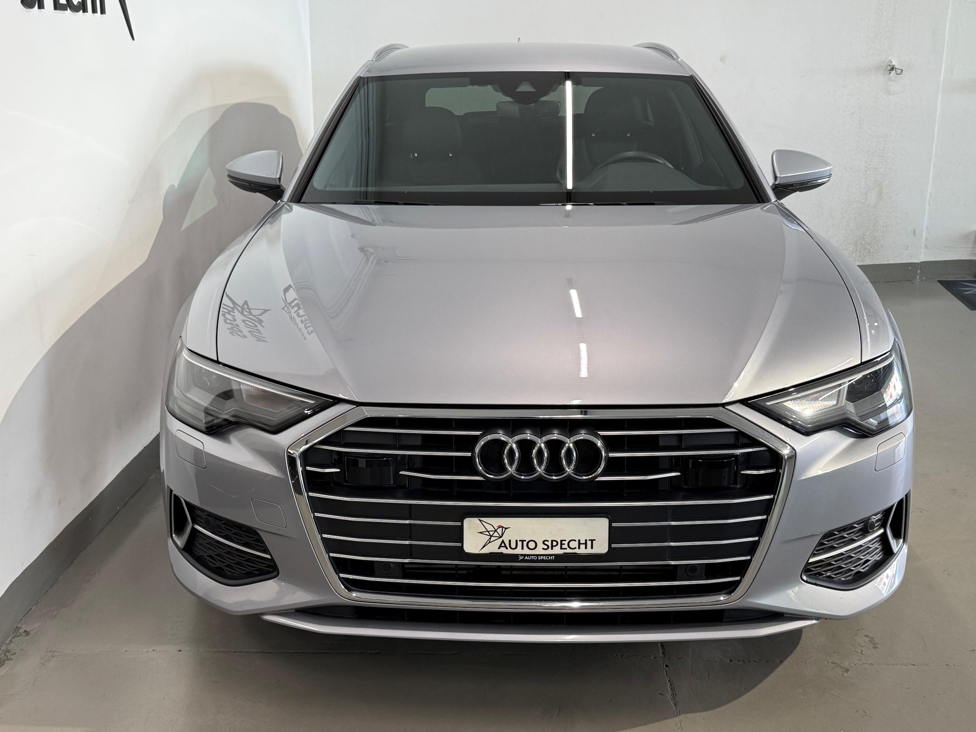 AUDI A6 Avant 45 TFSI Sport S-tronic-image-2