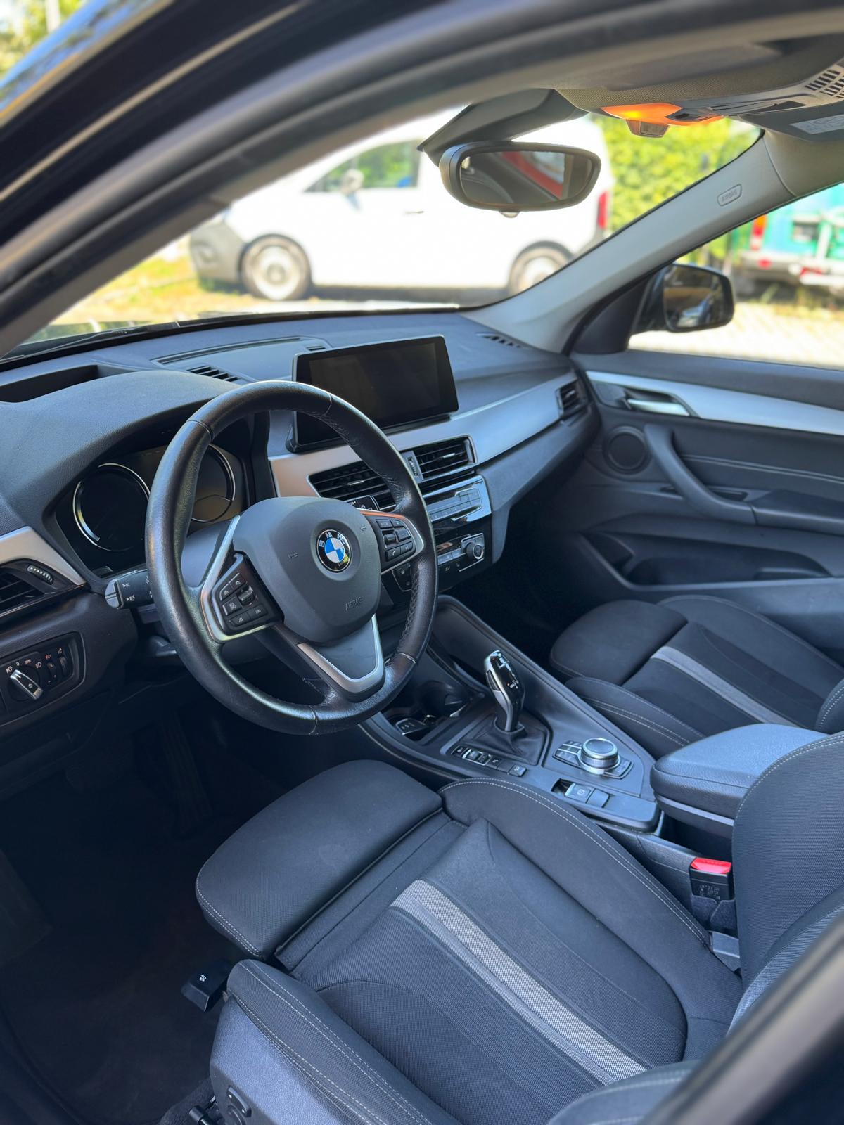 BMW X1 xDrive 20d Steptronic-image-7