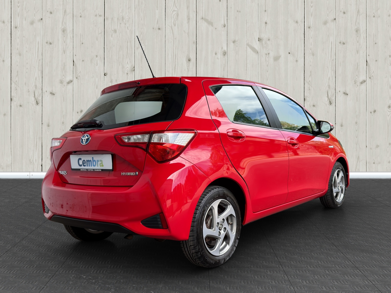 TOYOTA Yaris 1.5 VVT-i Hybrid Premium e-CVT-image-6
