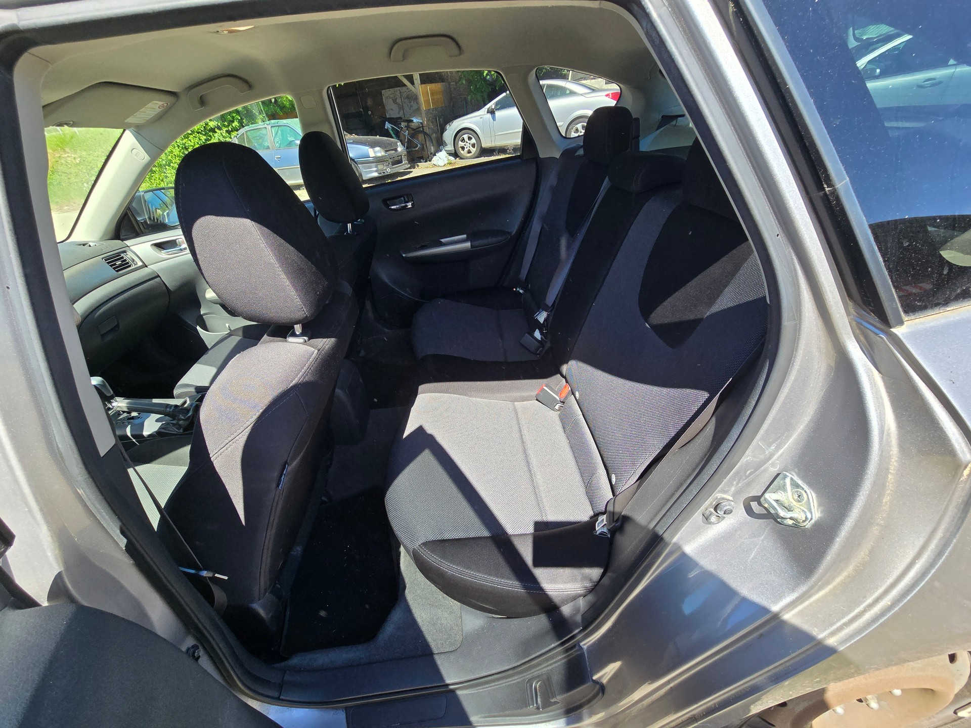 SUBARU Impreza 2.0R Comfort Automatic-image-1