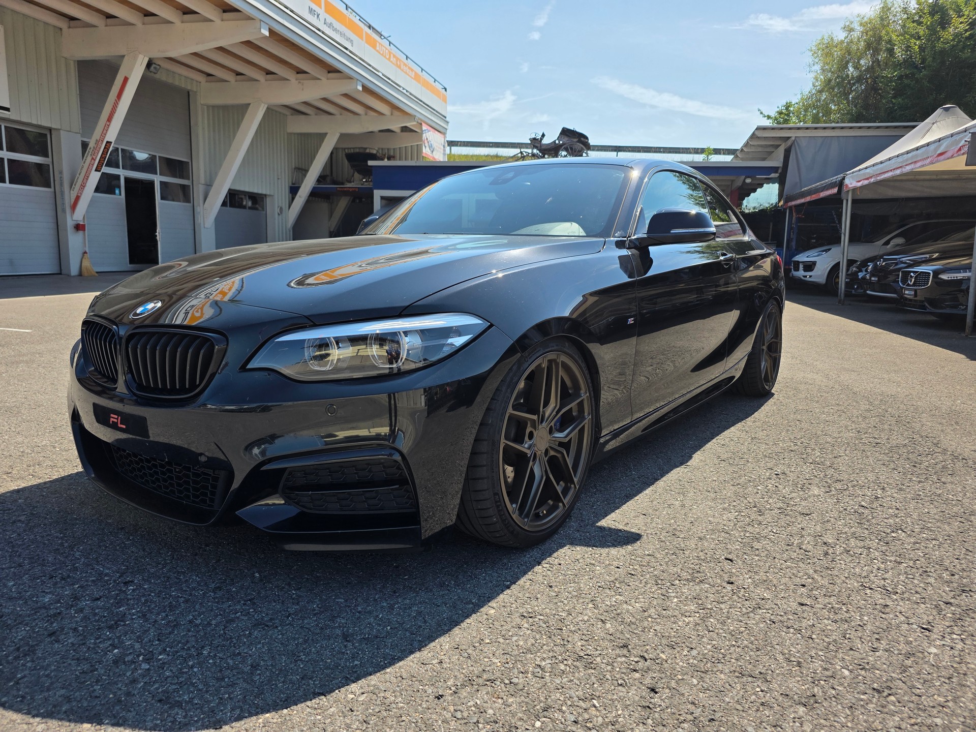 BMW M240i xDrive Steptronic-image-0
