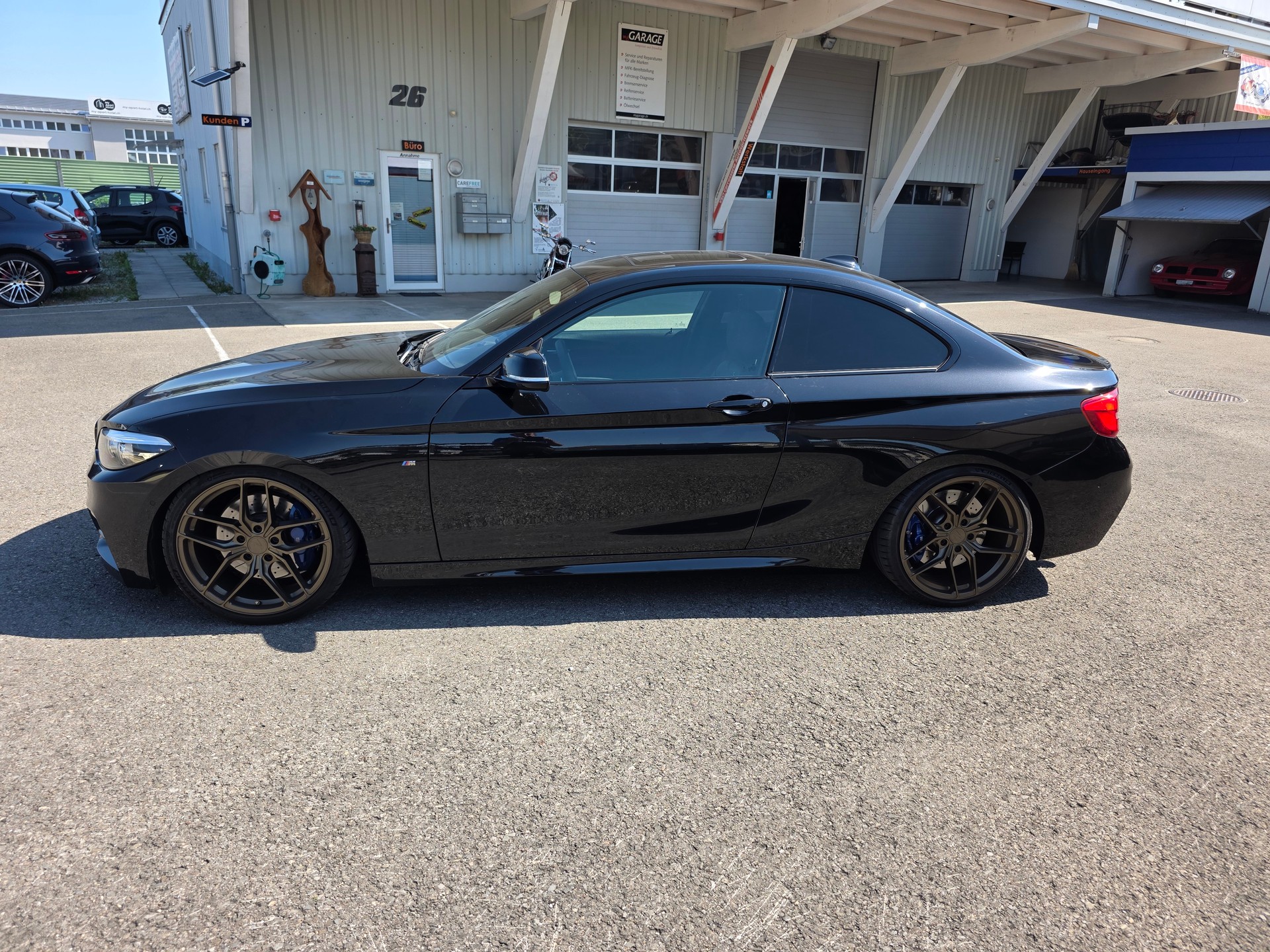 BMW M240i xDrive Steptronic-image-3