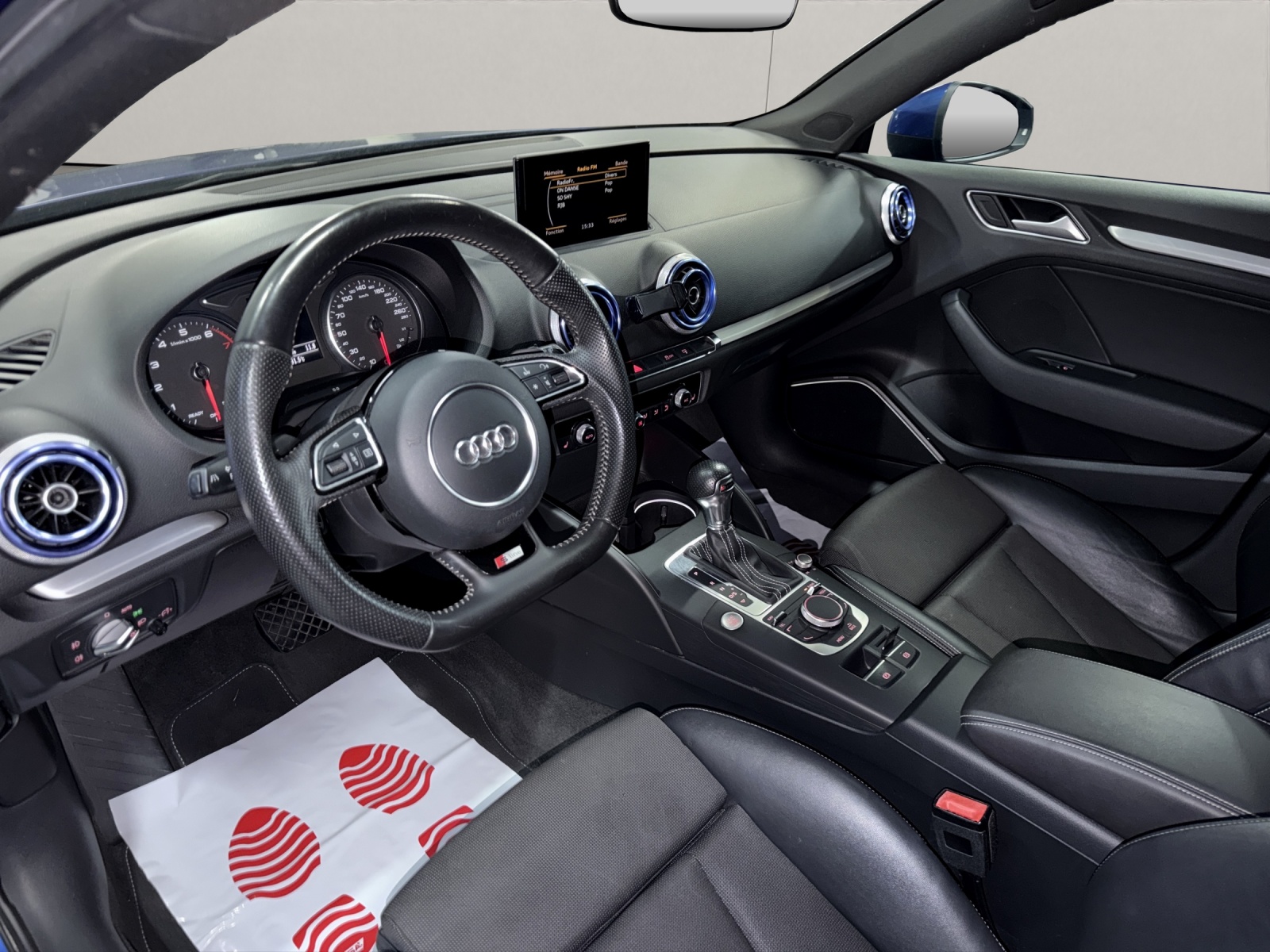AUDI A3 Sportback 1.4 TFSI Ambition S-tronic-image-9