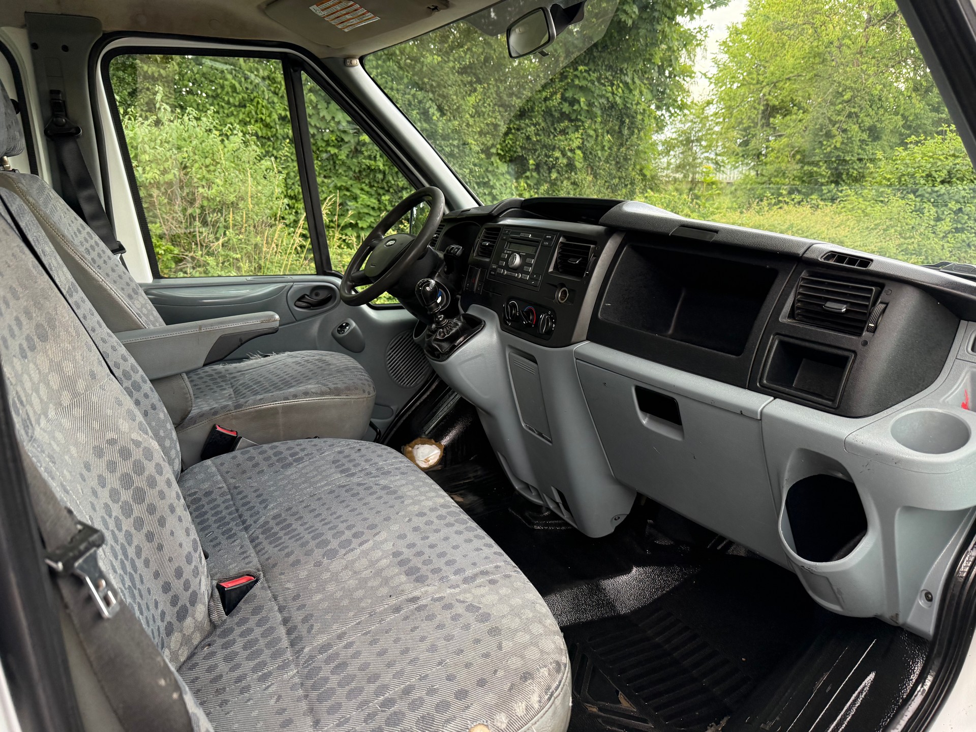 FORD Transit 2.4 TDCi 350 XL-image-7