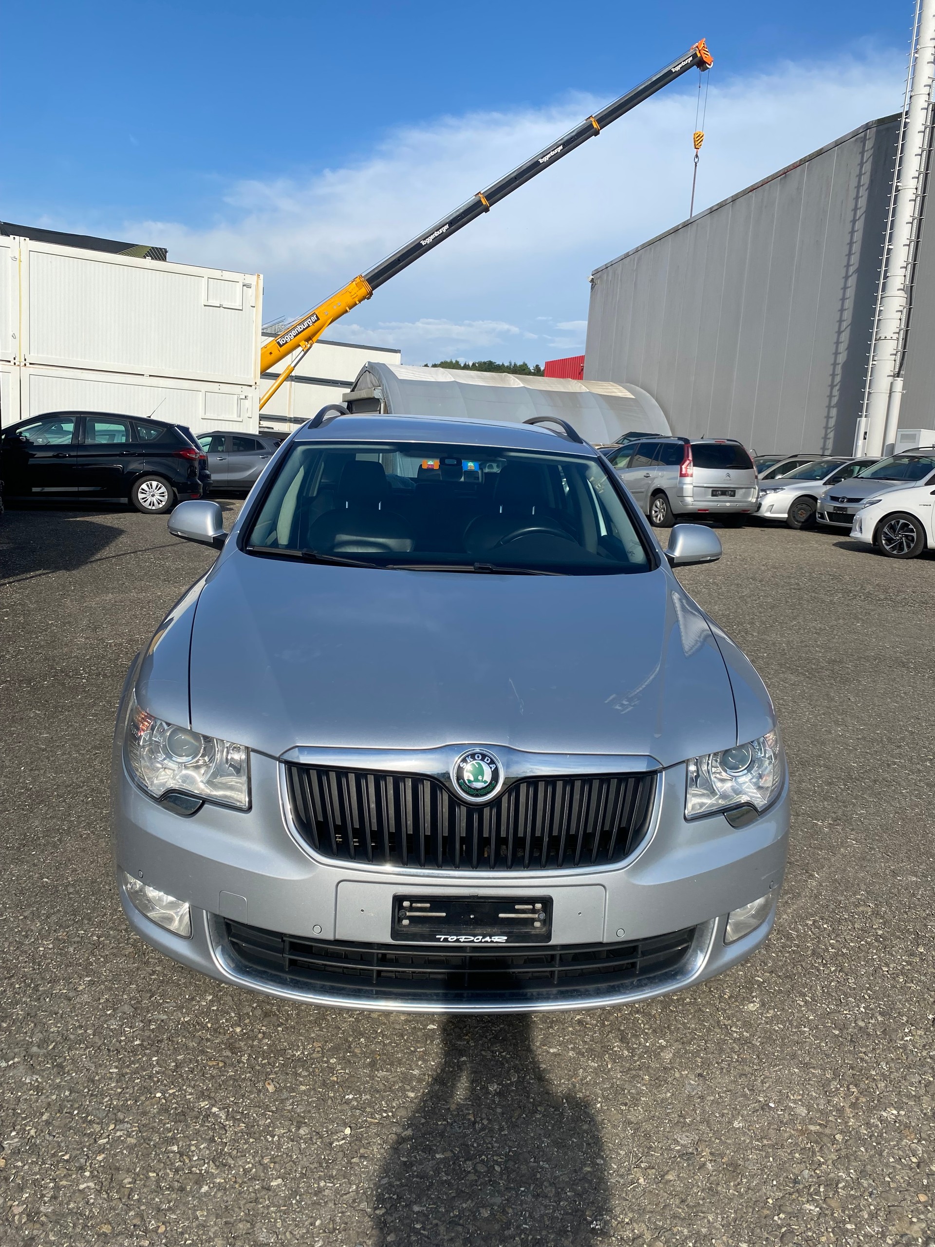 SKODA Superb Combi 2.0 TDi Ambition DSG-image-0
