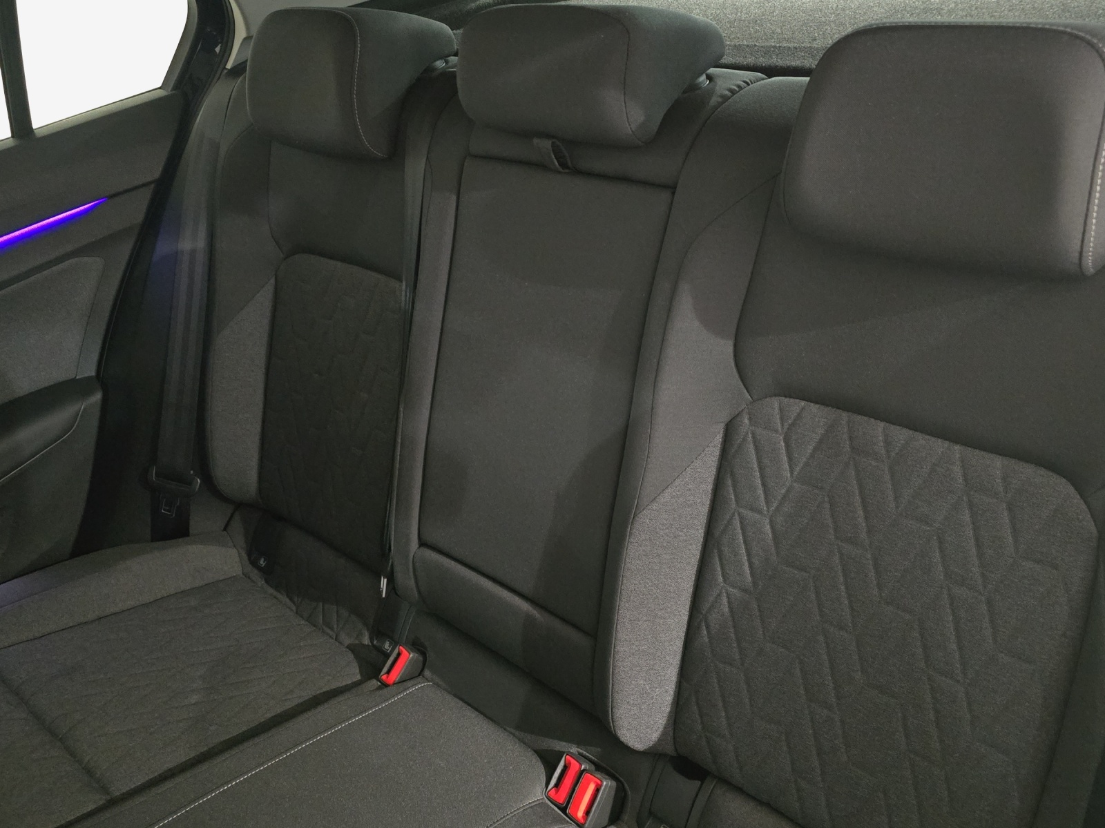 VW Golf 1.5 e TSI mHEV Life DSG-image-11